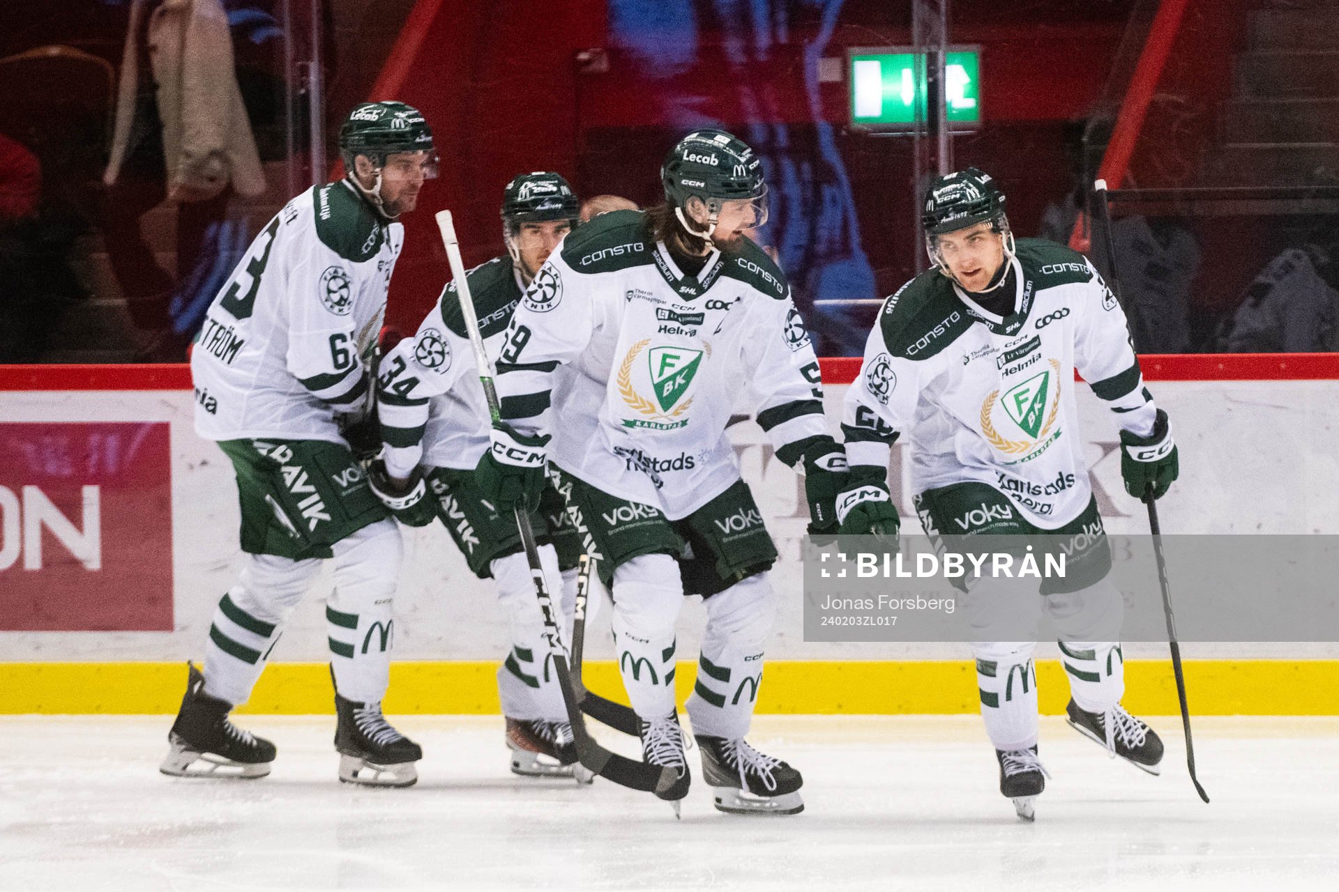 Färjestads Joel Nyström jublar