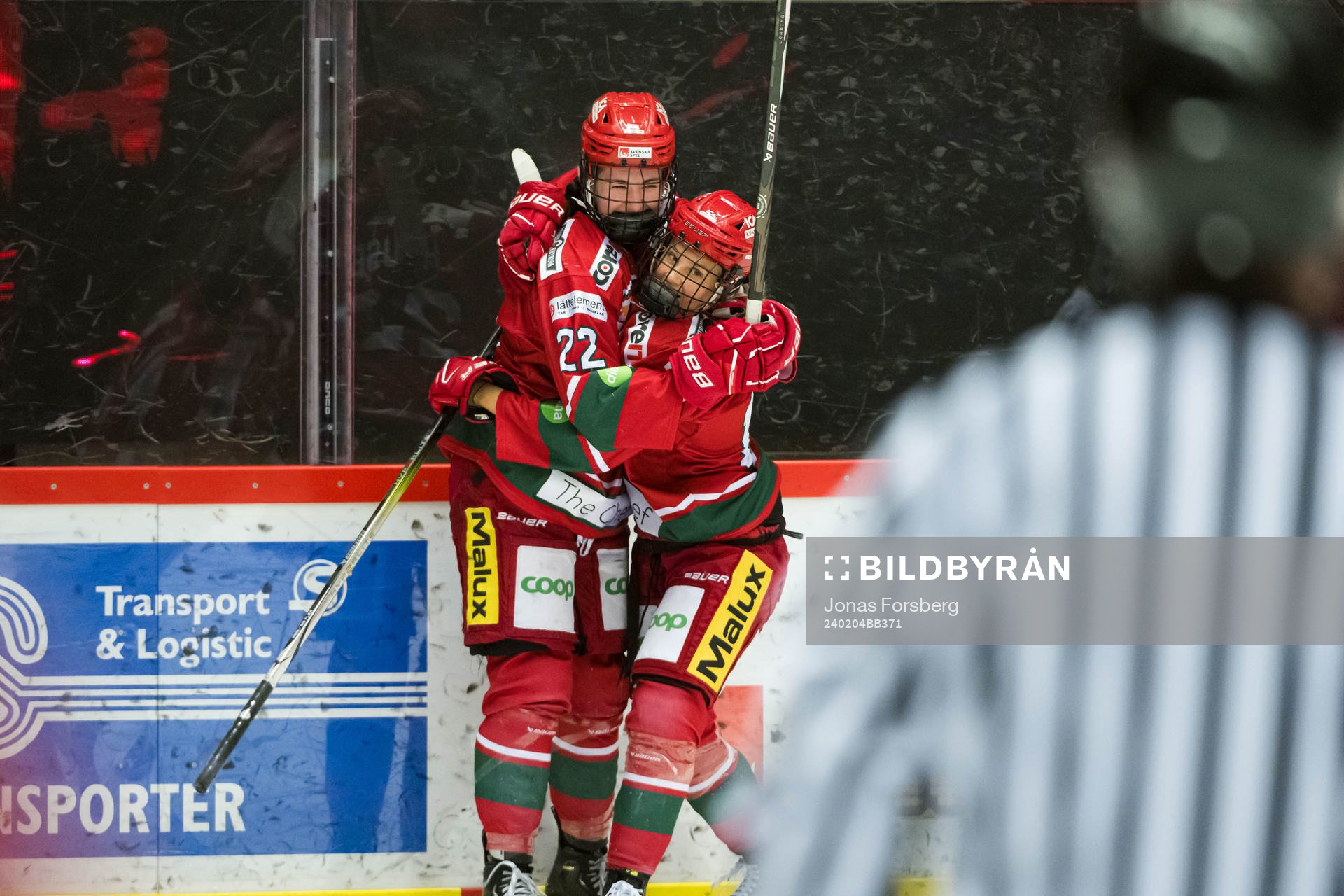 Modos Abygail Moloughny jublar med Taylor House