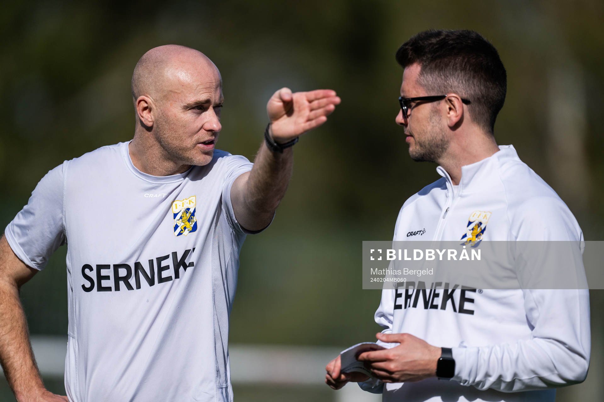 Tränare Jens Berthel Askou och assisterande tränare