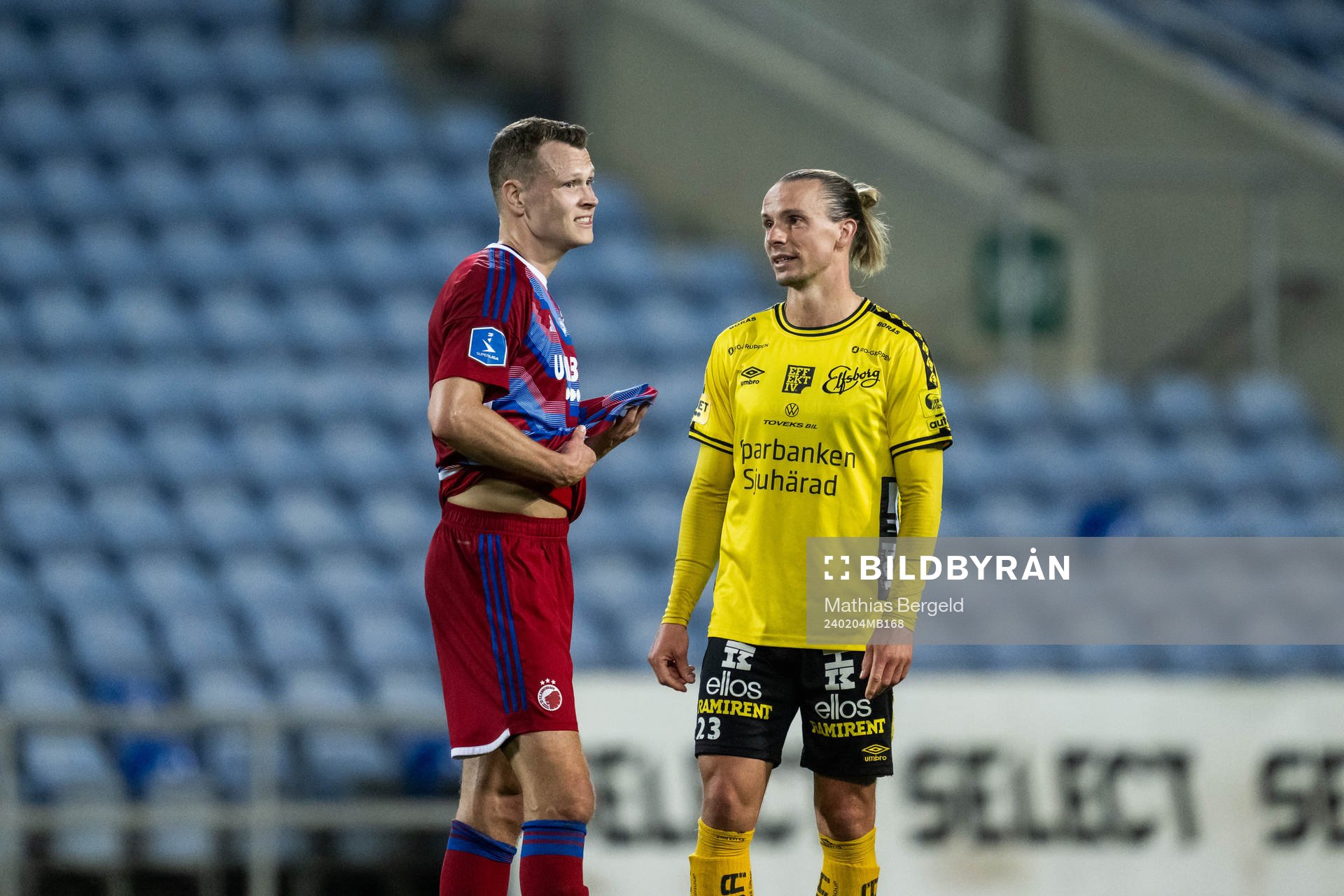 Viktor Claesson of FC Copenhagen and Niklas Hult of Elfsborg