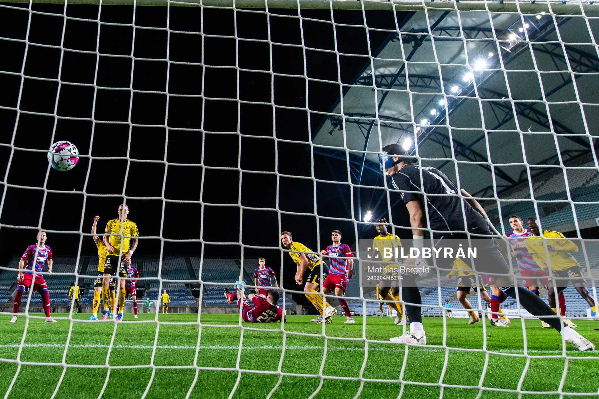 Elfsborg scores 3-4 on an own goal behind goalkeeper Kamil Grabara of FC Copenhagen during the Atlantic Cup football match between Elfsborg and FC Copenhagen on February 4, 2024 in Faro.