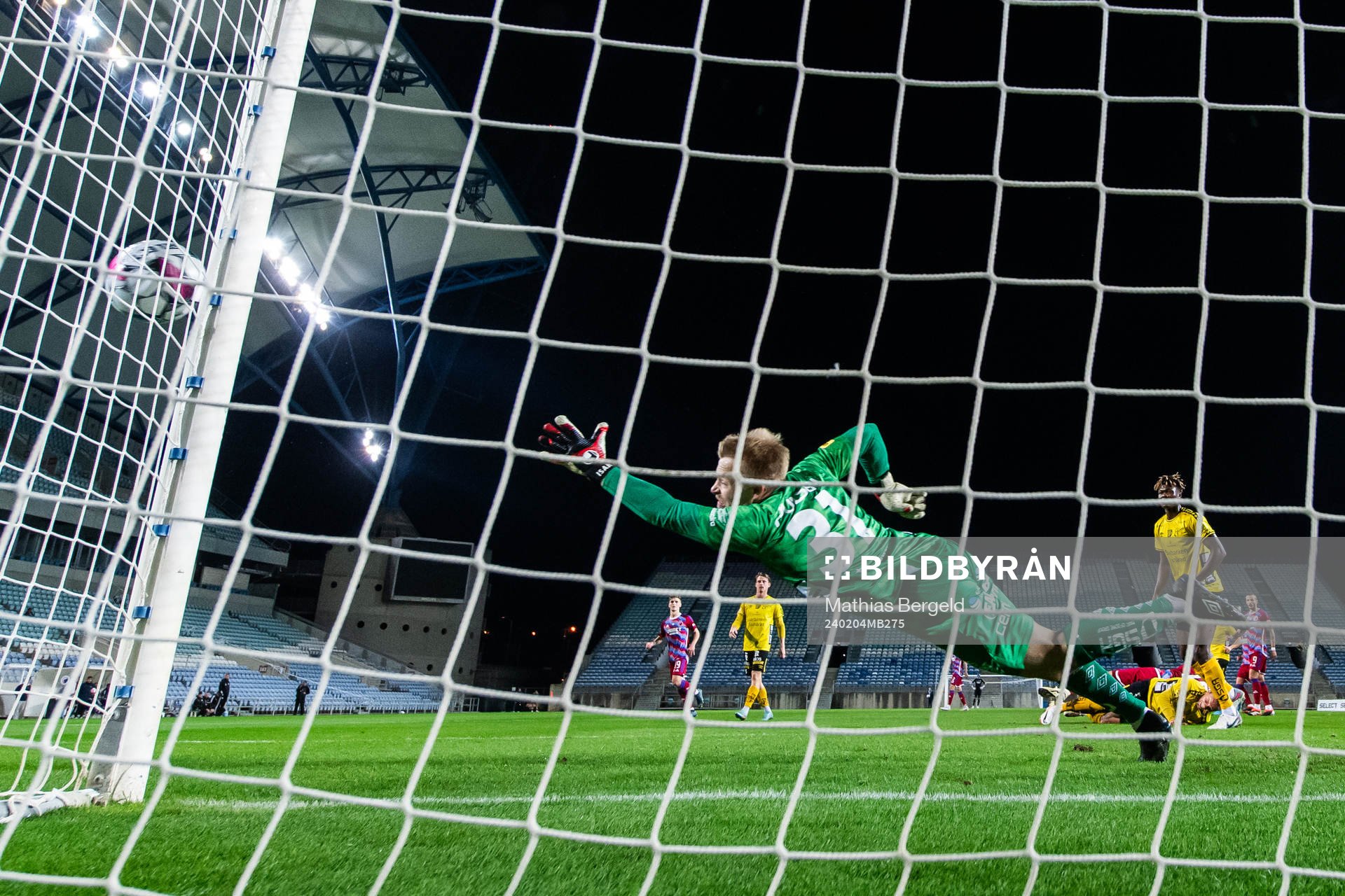 Goalkeeper Isak Pettersson of Elfsborg