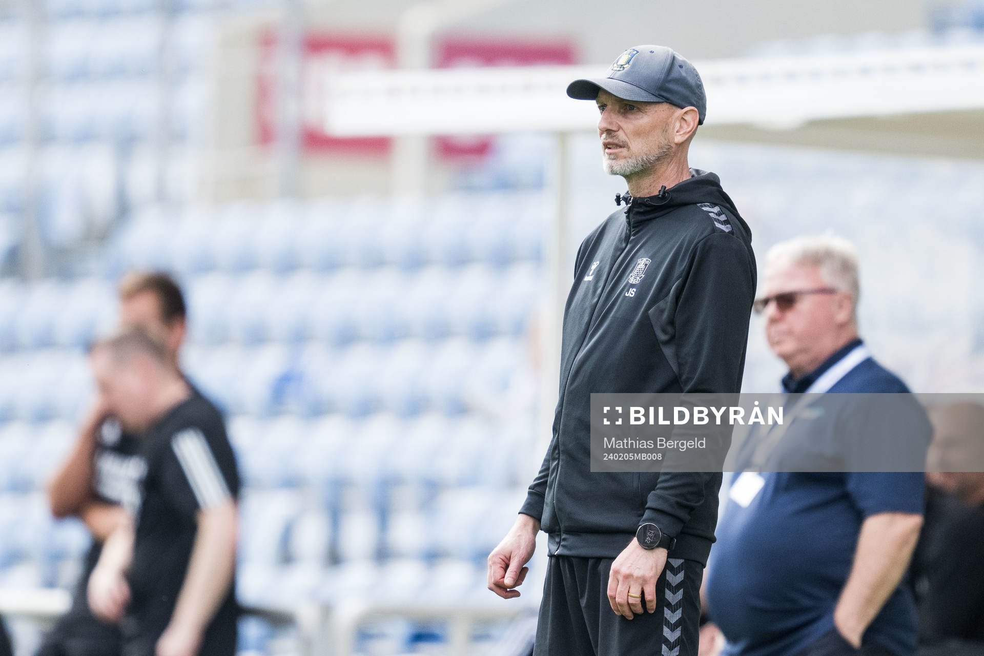 Head coach Head coach Jesper Sørensen of Brøndby
