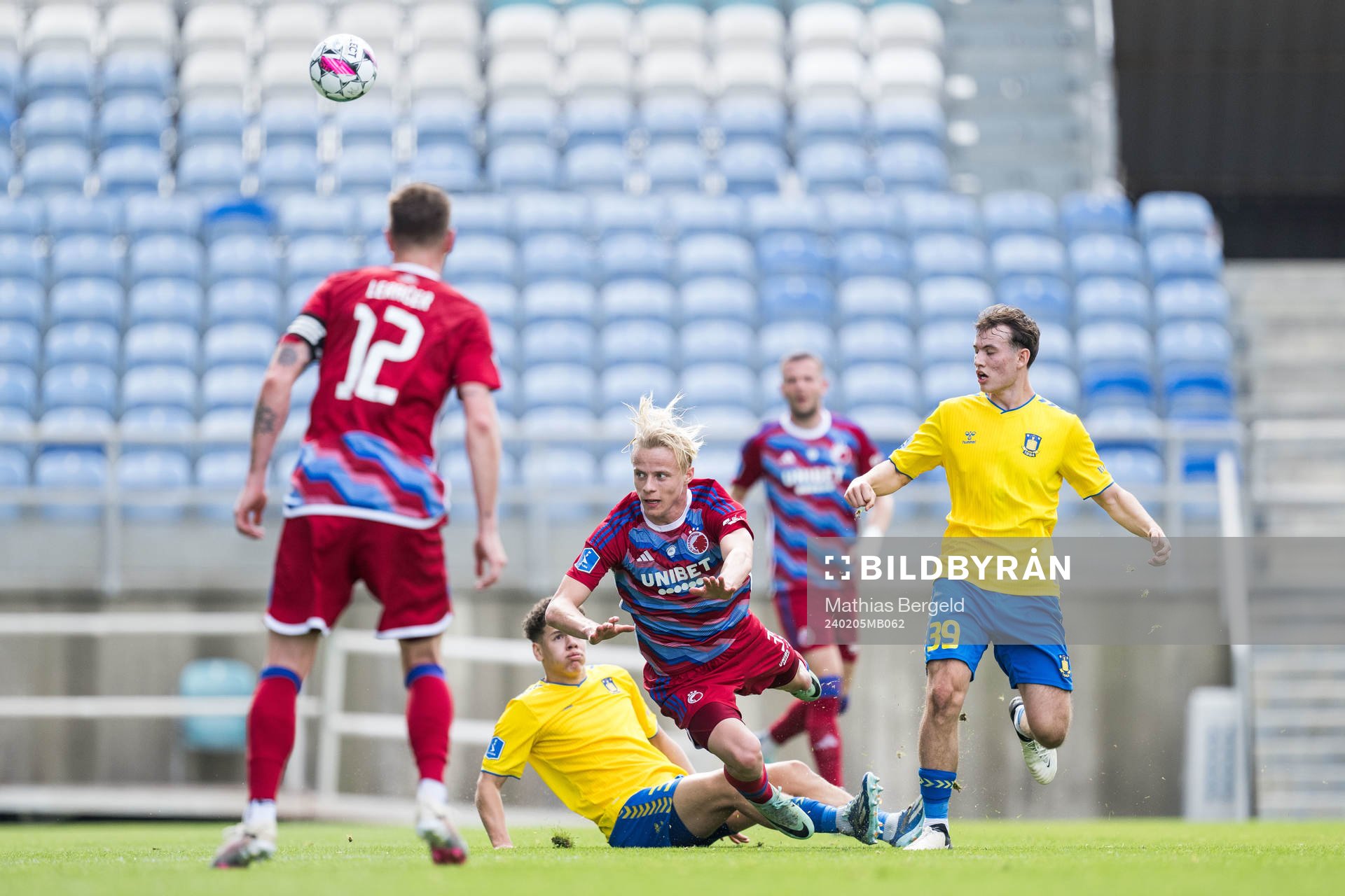 Clement Bischoff and Adam Claridge of Brøndby and Oscar