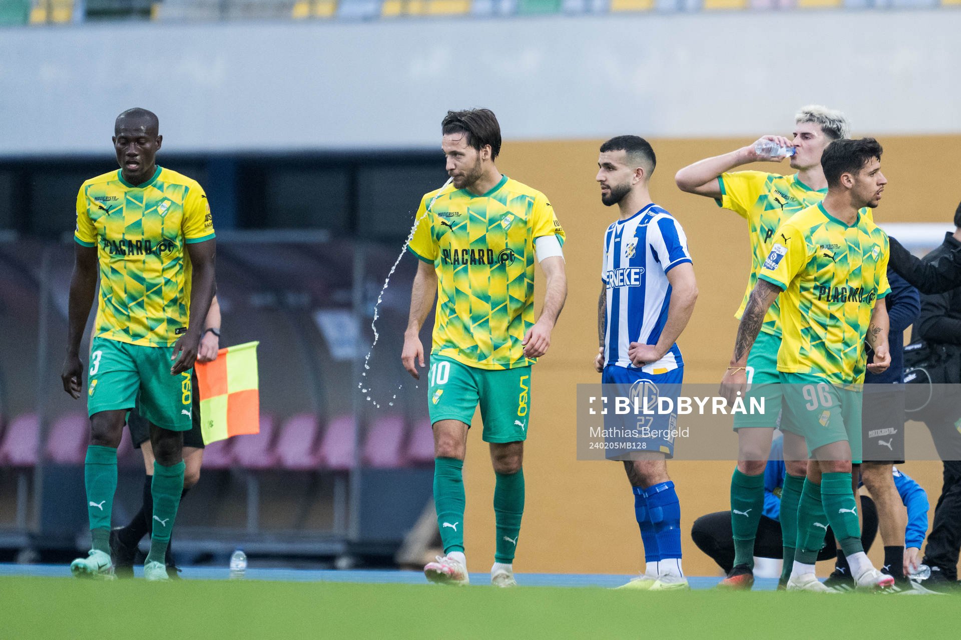 Alai Hussain Ghasem of IFK Göteborg looks dejected