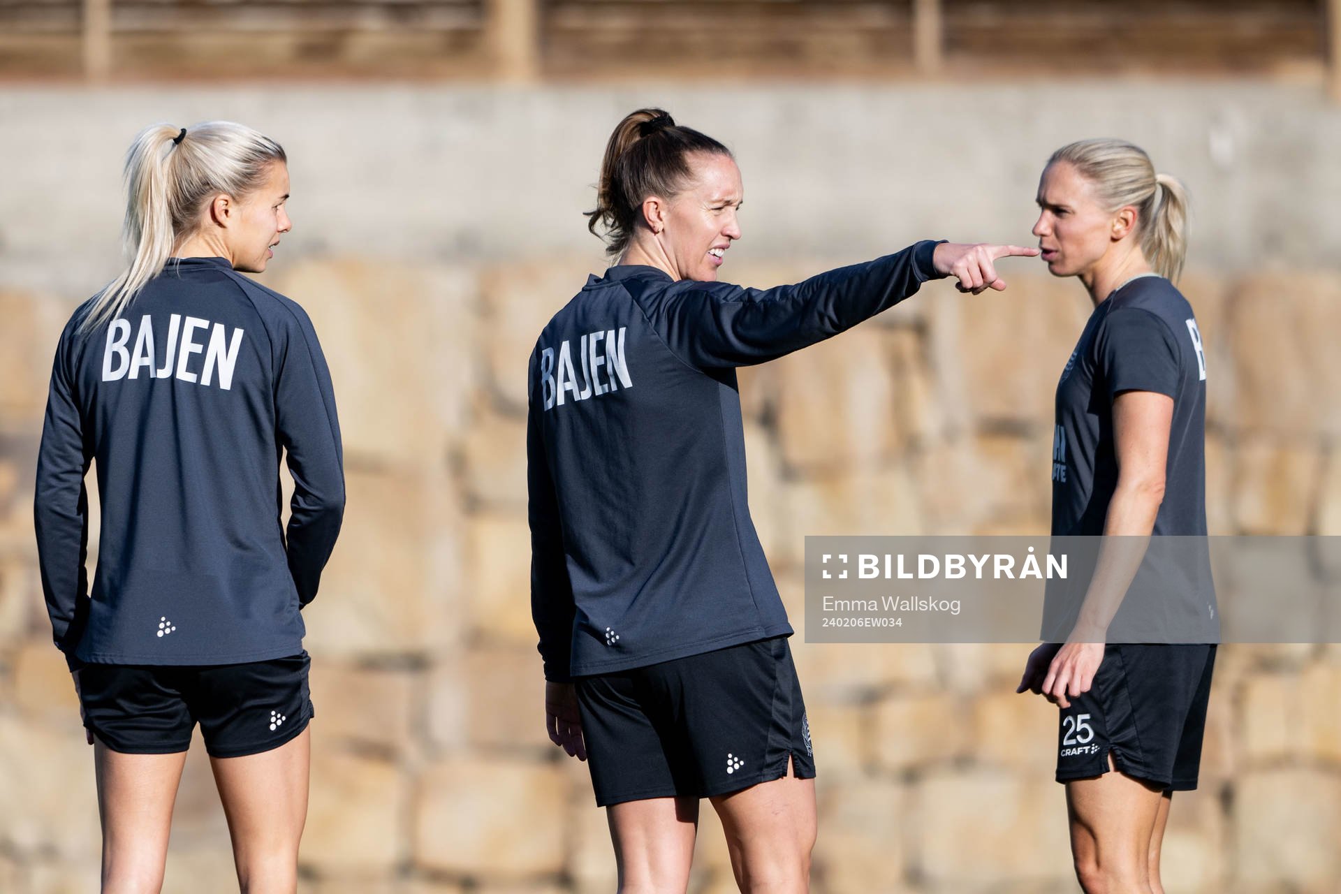 Hammarbys Lotta Ökvist, Julia Roddar och Jonna Andersson