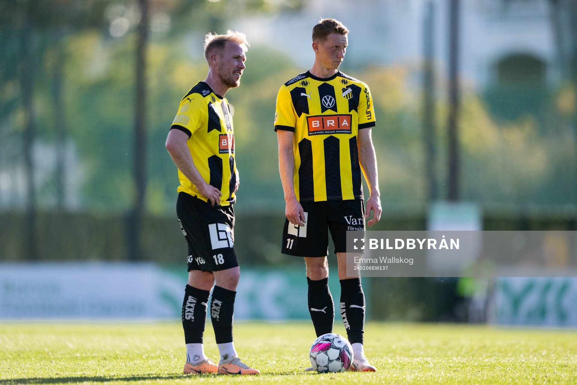 Mikkel Rygaard Jensen and Julius Lindberg of Häcken