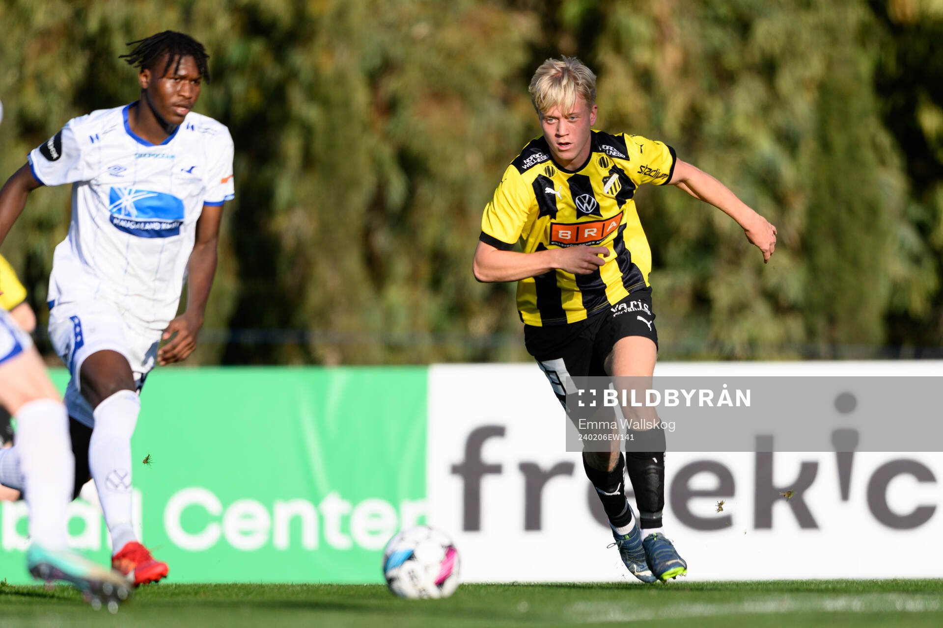 Madiodio Dia of Haugesund and Isak Brusberg of Häcken during the friendly football match between Häcken and Haugesund on February 6, 2024 in Marbella.