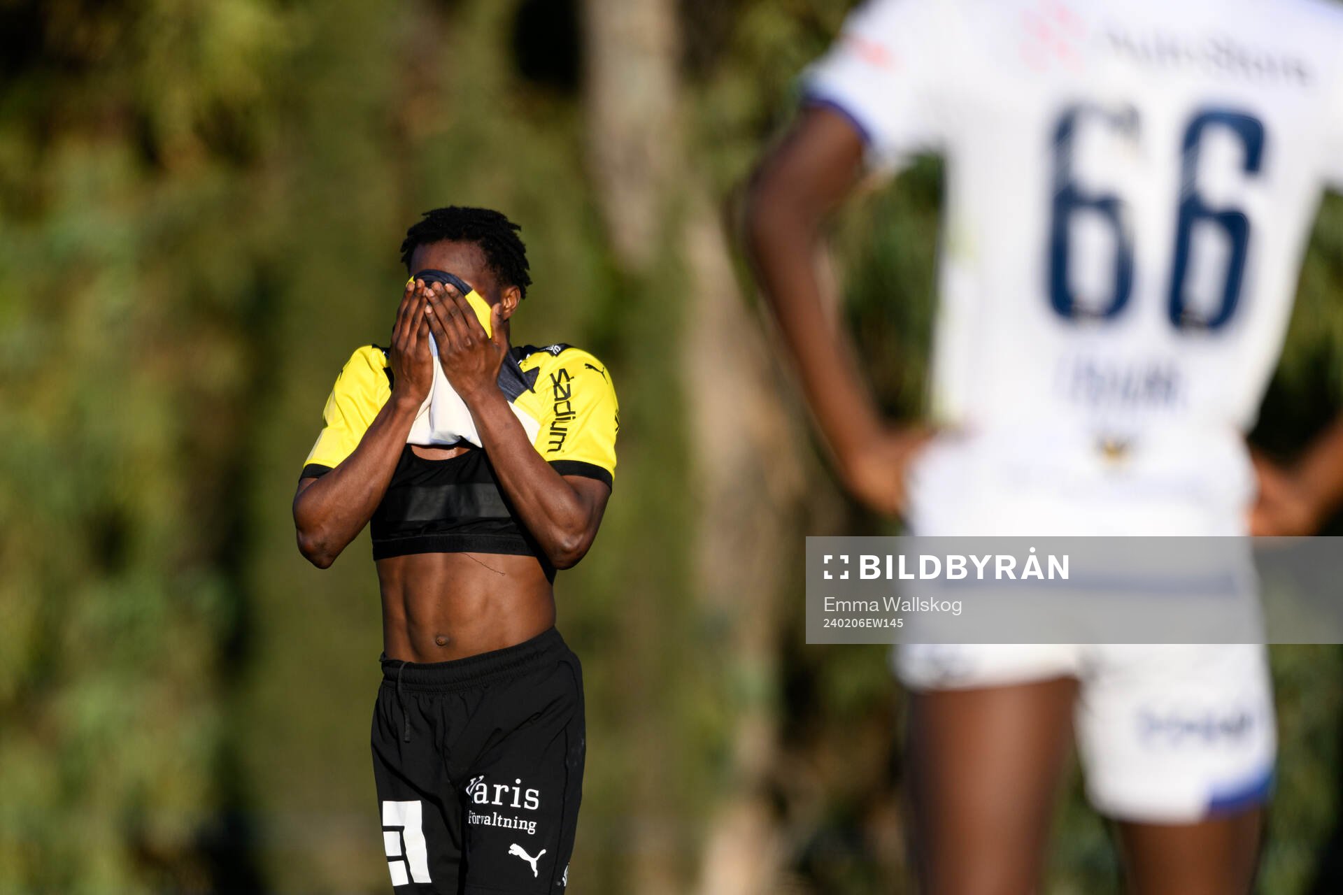 Severin Nioule of Häcken looks dejected