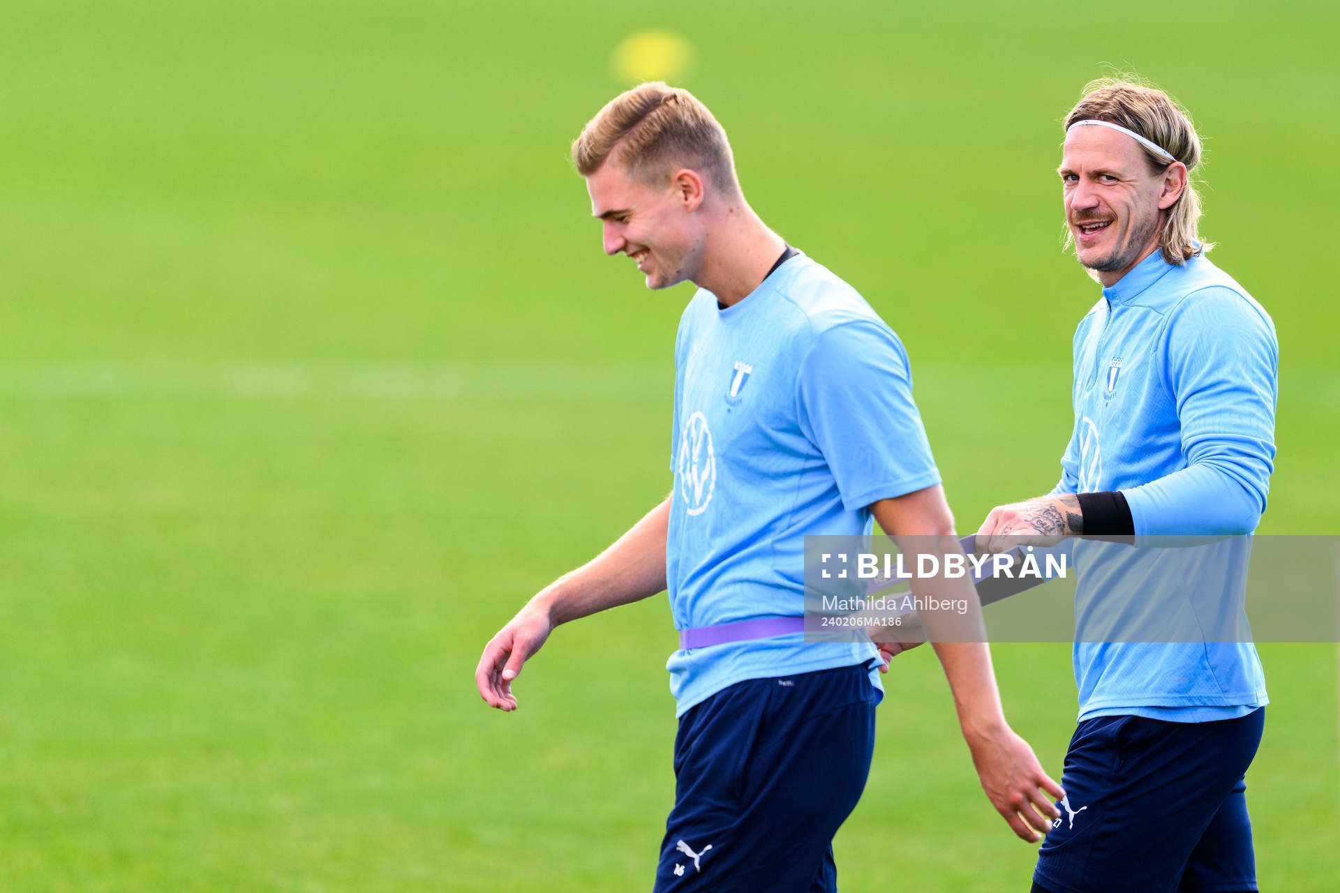 Målvakt Mathias Nilsson och målvakt Johan Dahlin