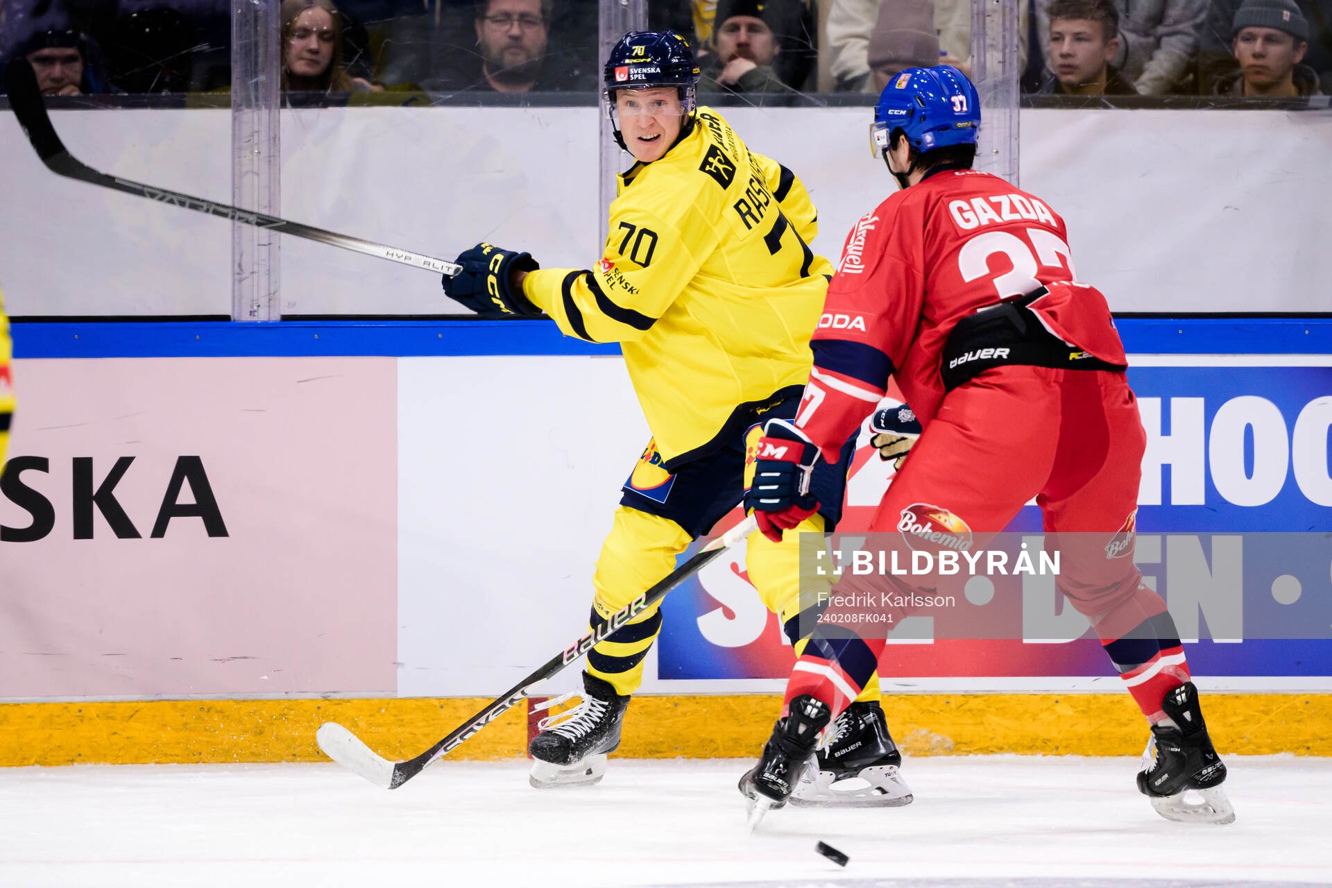 Dennis Rasmussen of Sweden and Daniel Gazda of Czech