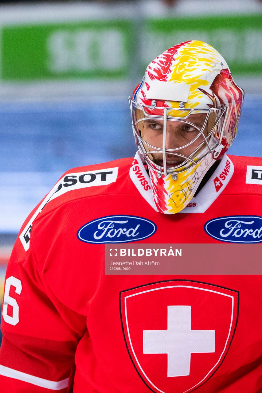 Goaltender Joren Van Pottelberghe of Switzerland
