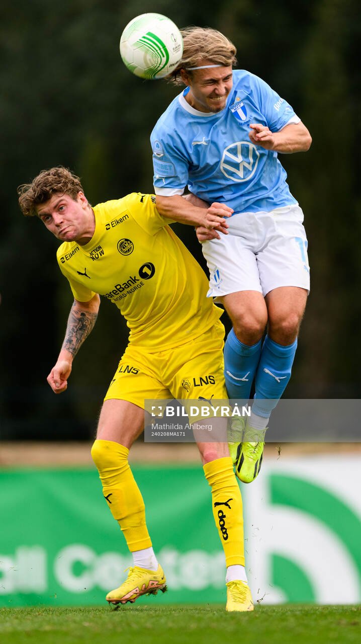 Sondre Sørli of Bodø/Glimt and Sebastian Nanasi of Malmö