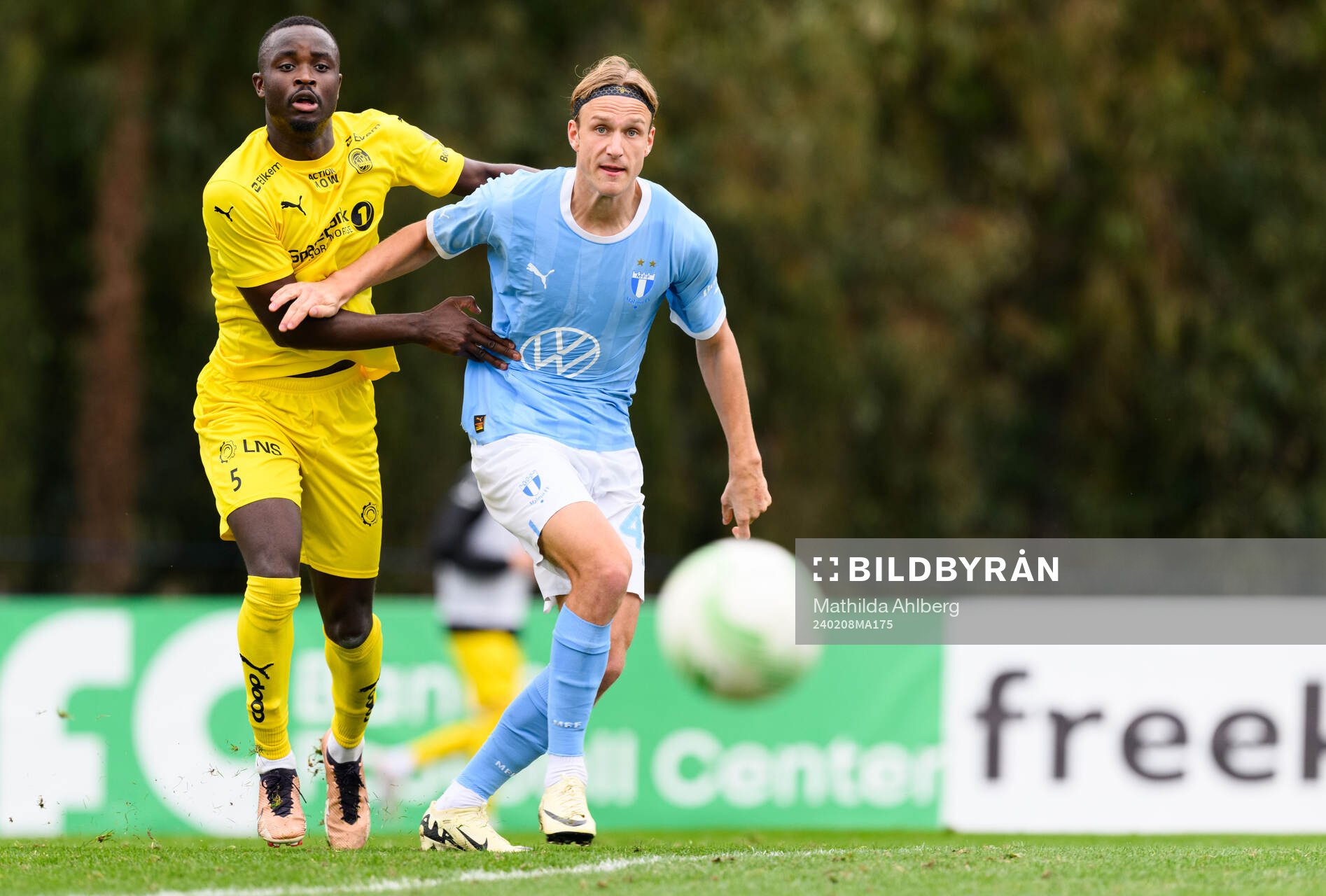 Brice Wembangomo of Bodø/Glimt and Erik Botheim of Malmö