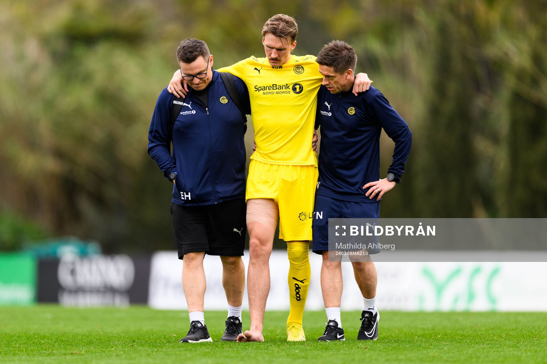 Runar Espejord of Bodø/Glimt leaves the pitch