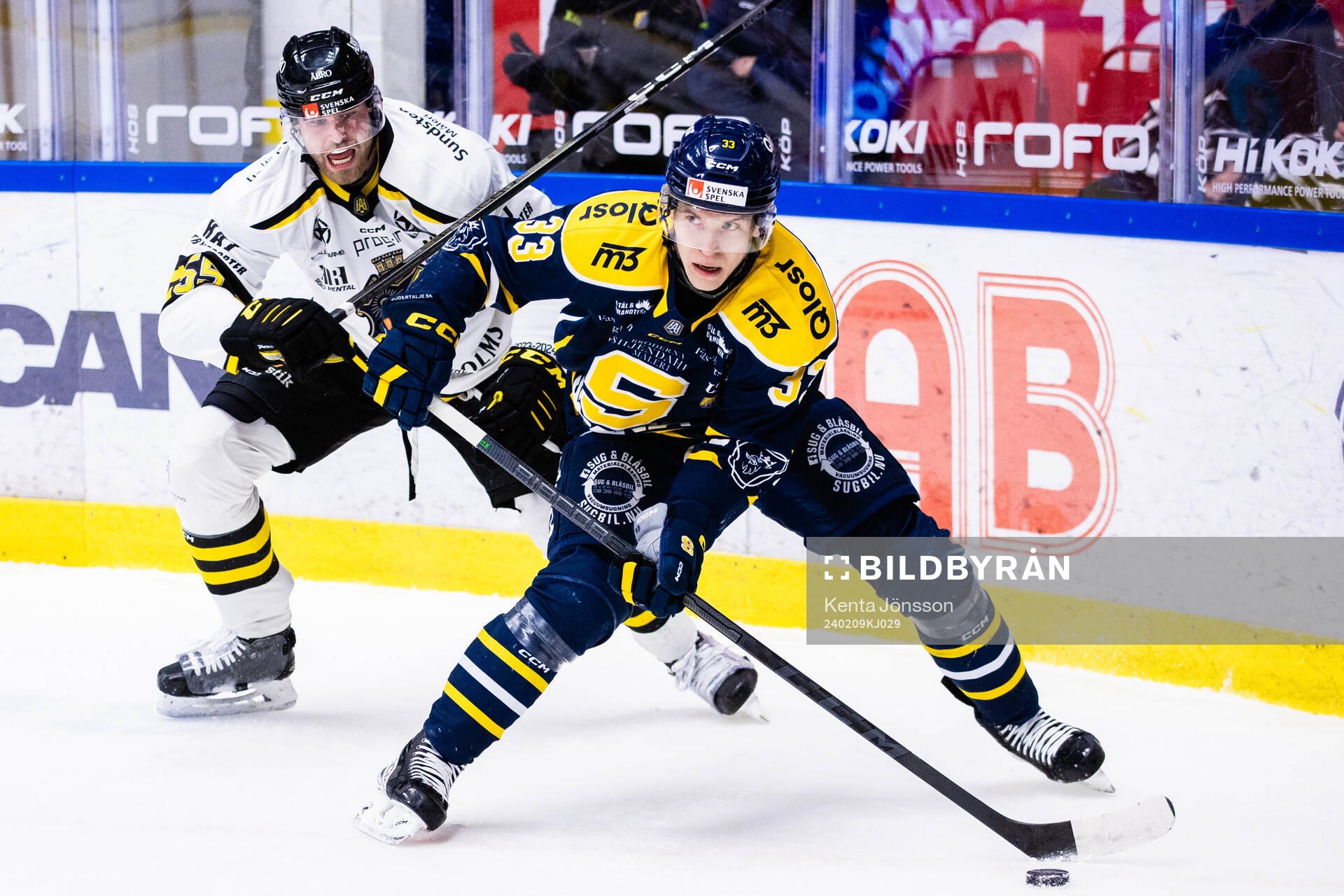 AIKs Hampus Falk och Södertäljes Filiph Engsund
