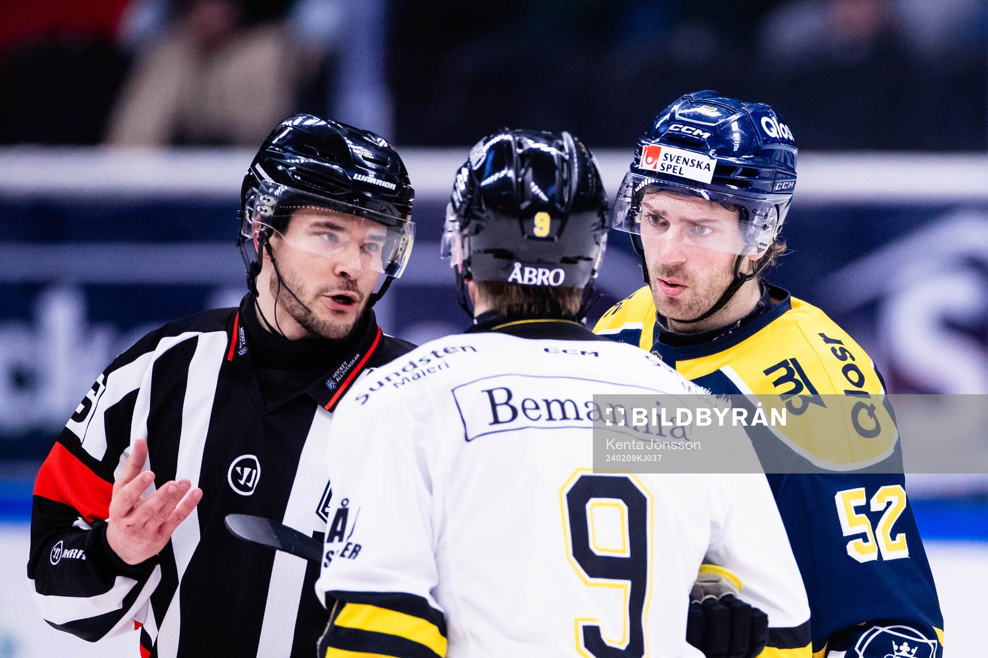 AIKs Richard Gynge och Södertäljes Christopher Liljewall