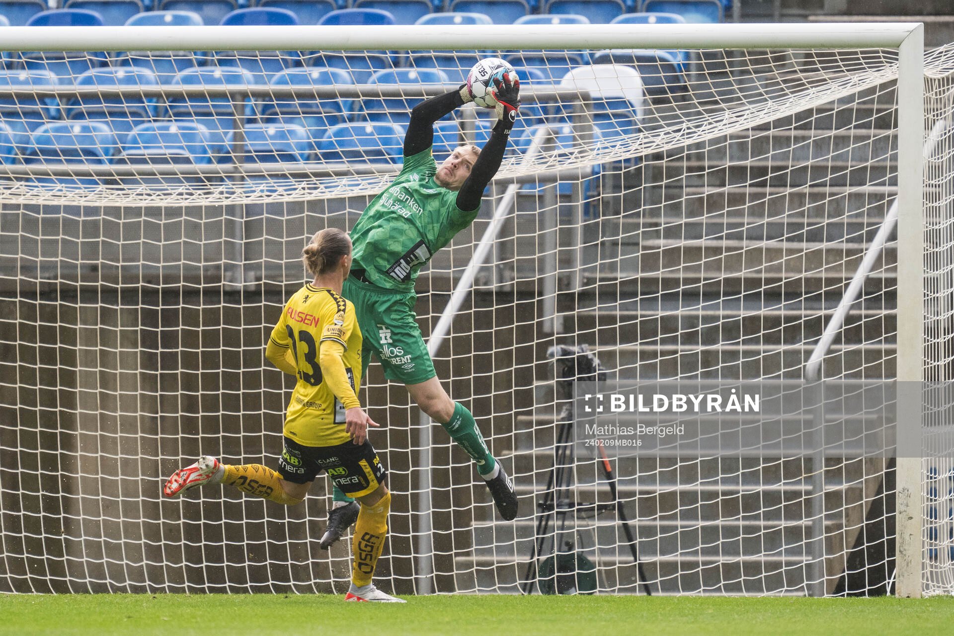Goalkeeper Isak Pettersson of Elfsborg