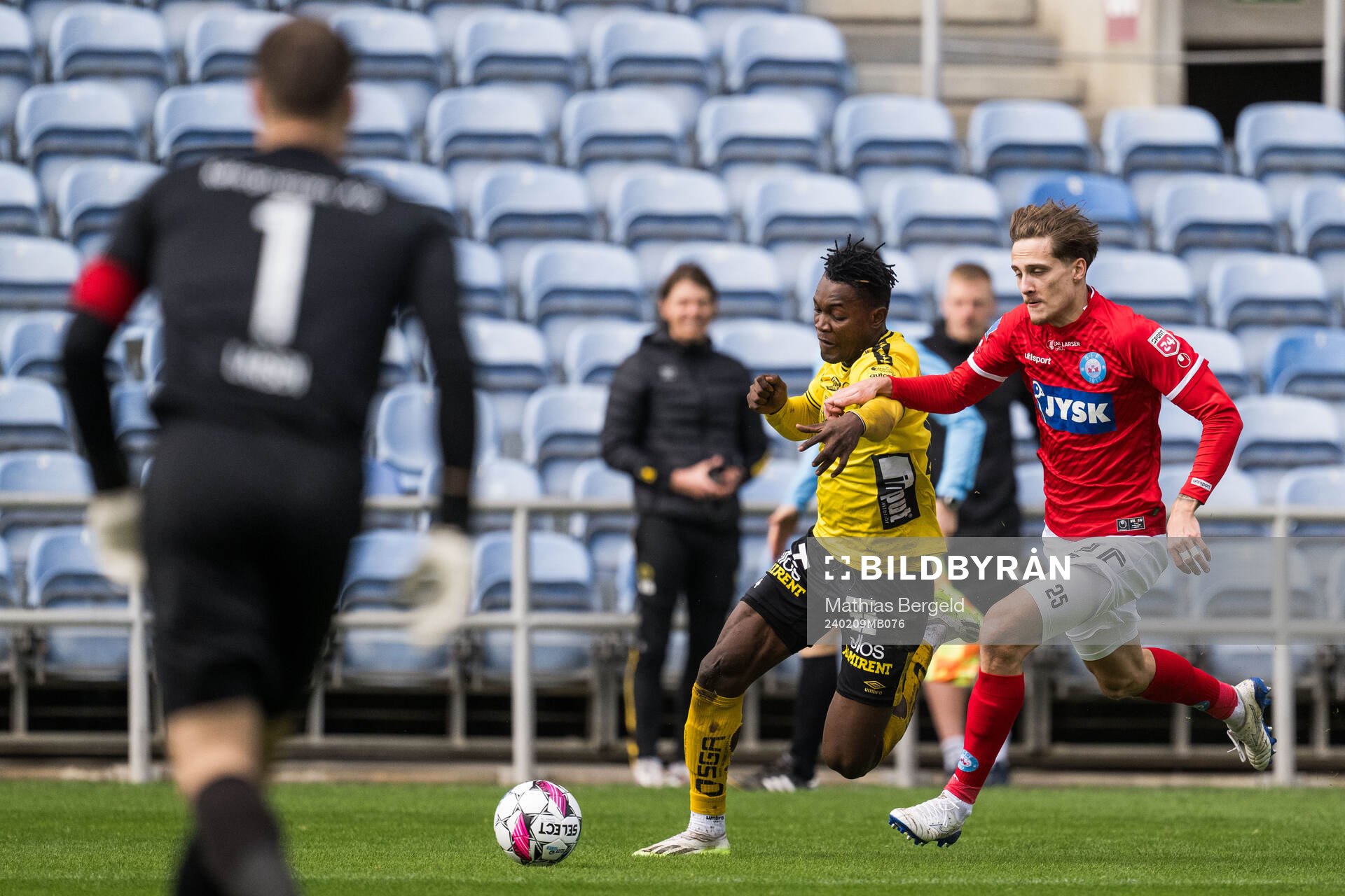 Jalal Abdullah of Elfsborg and Pontus Rodin of Silkeborg