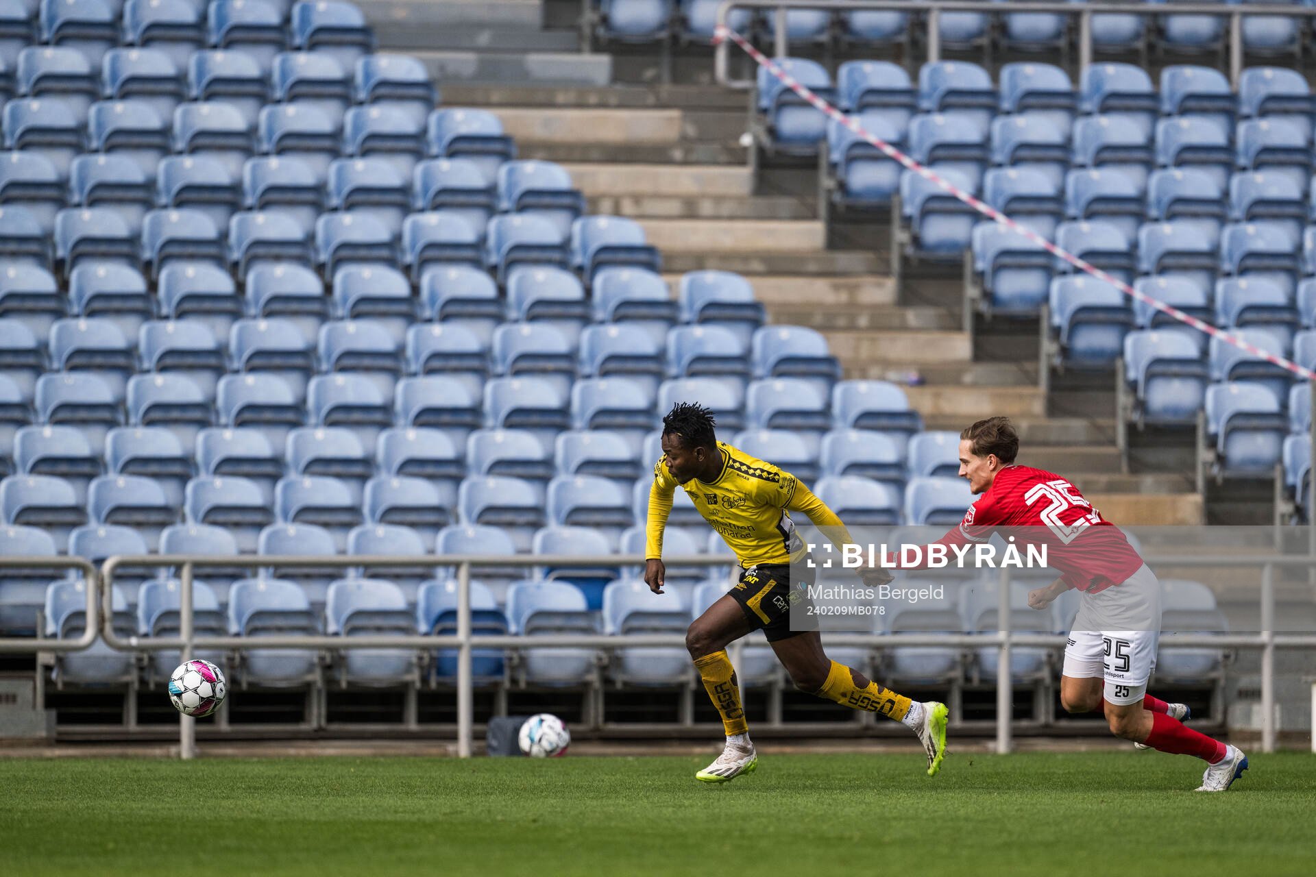 Jalal Abdullah of Elfsborg and Pontus Rodin of Silkeborg