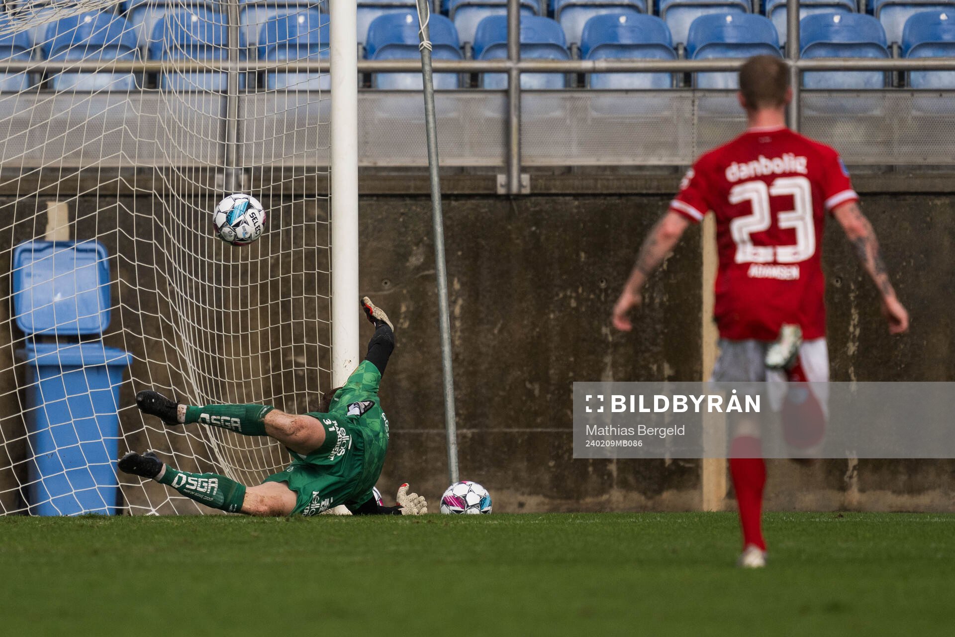 Goalkeeper Melker Uppenberg of Elfsborg