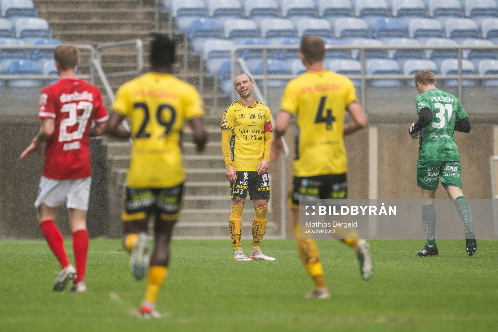 Niklas Hult of Elfsborg looks dejected