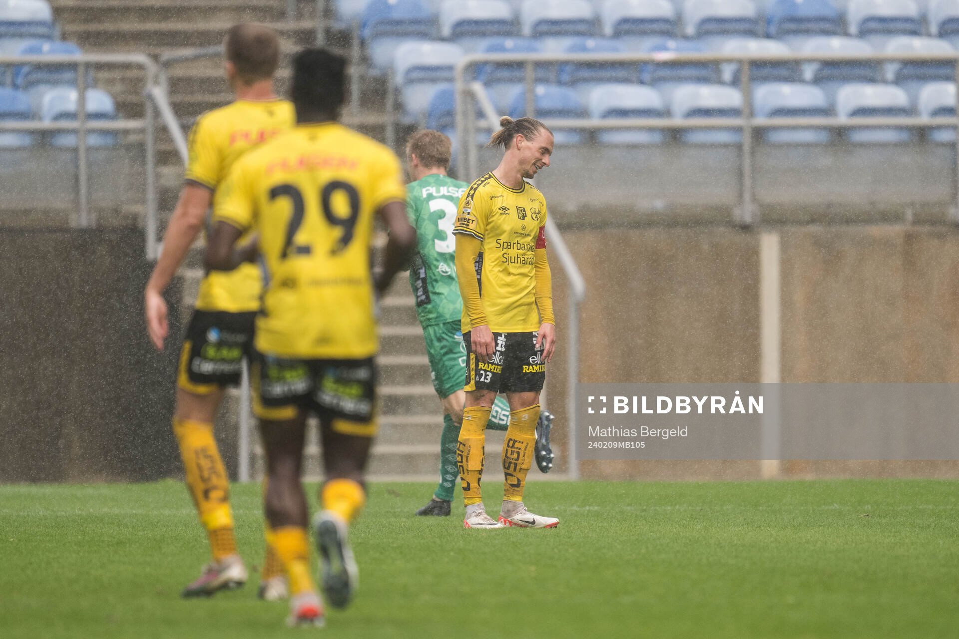 Niklas Hult of Elfsborg looks dejected