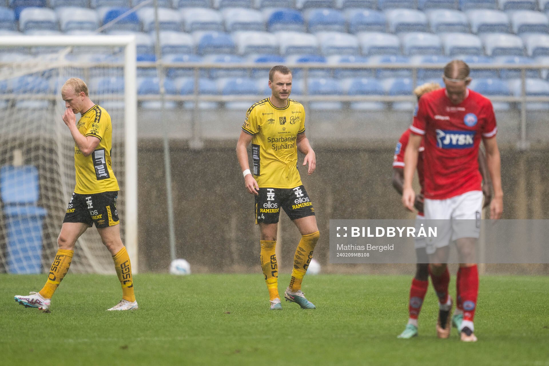 André Boman and Gustav Henriksson of Elfsborg looks