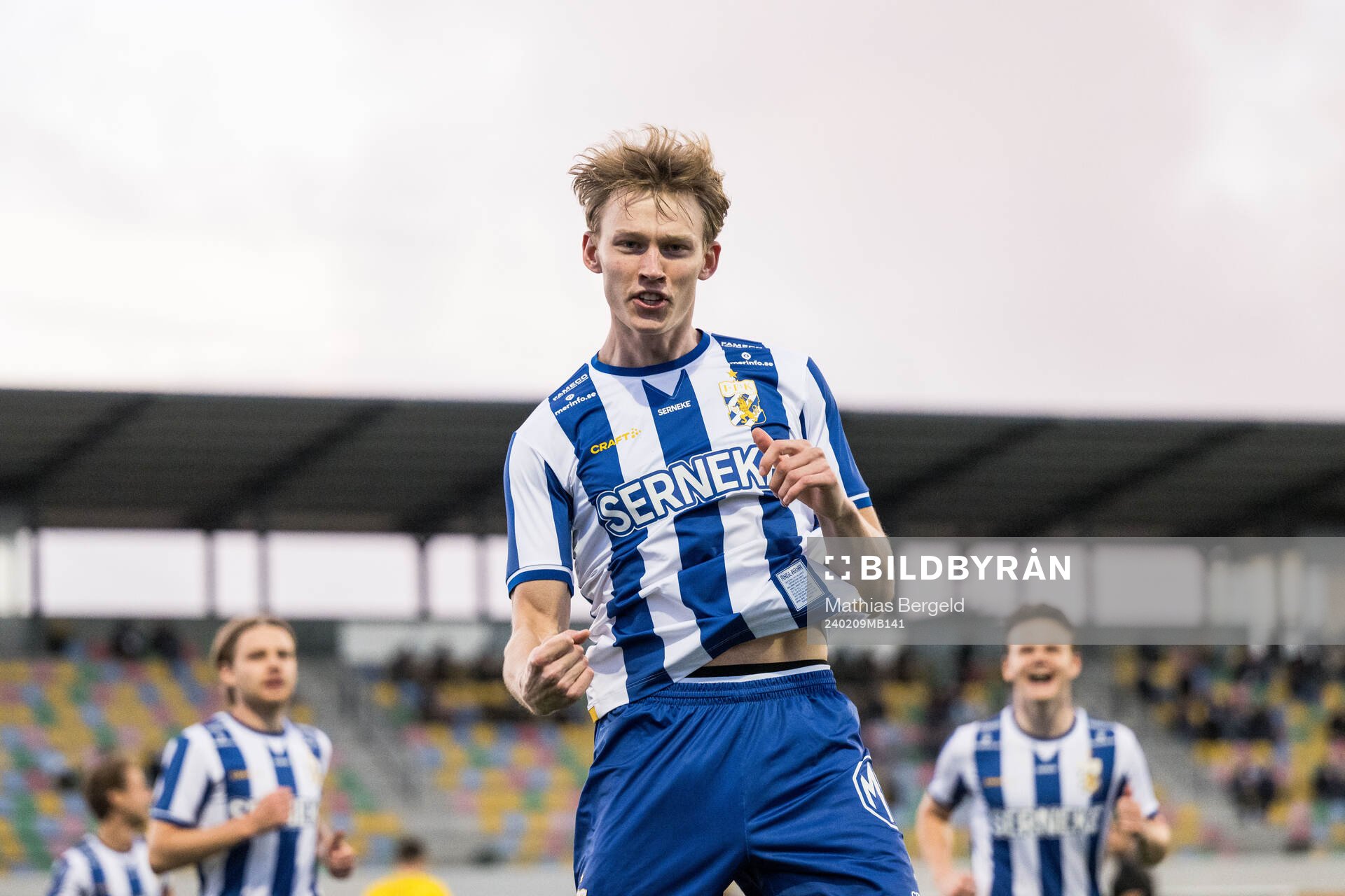 Laurs Skjellerup of IFK Göteborg celebrates