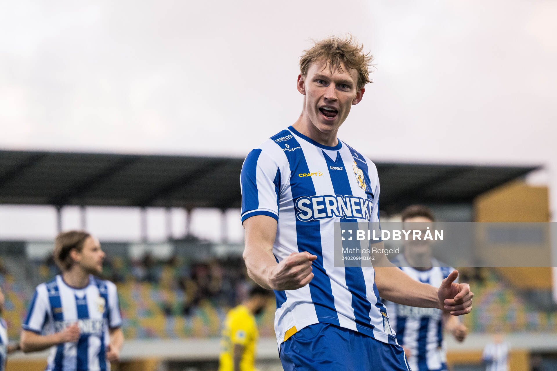Laurs Skjellerup of IFK Göteborg celebrates