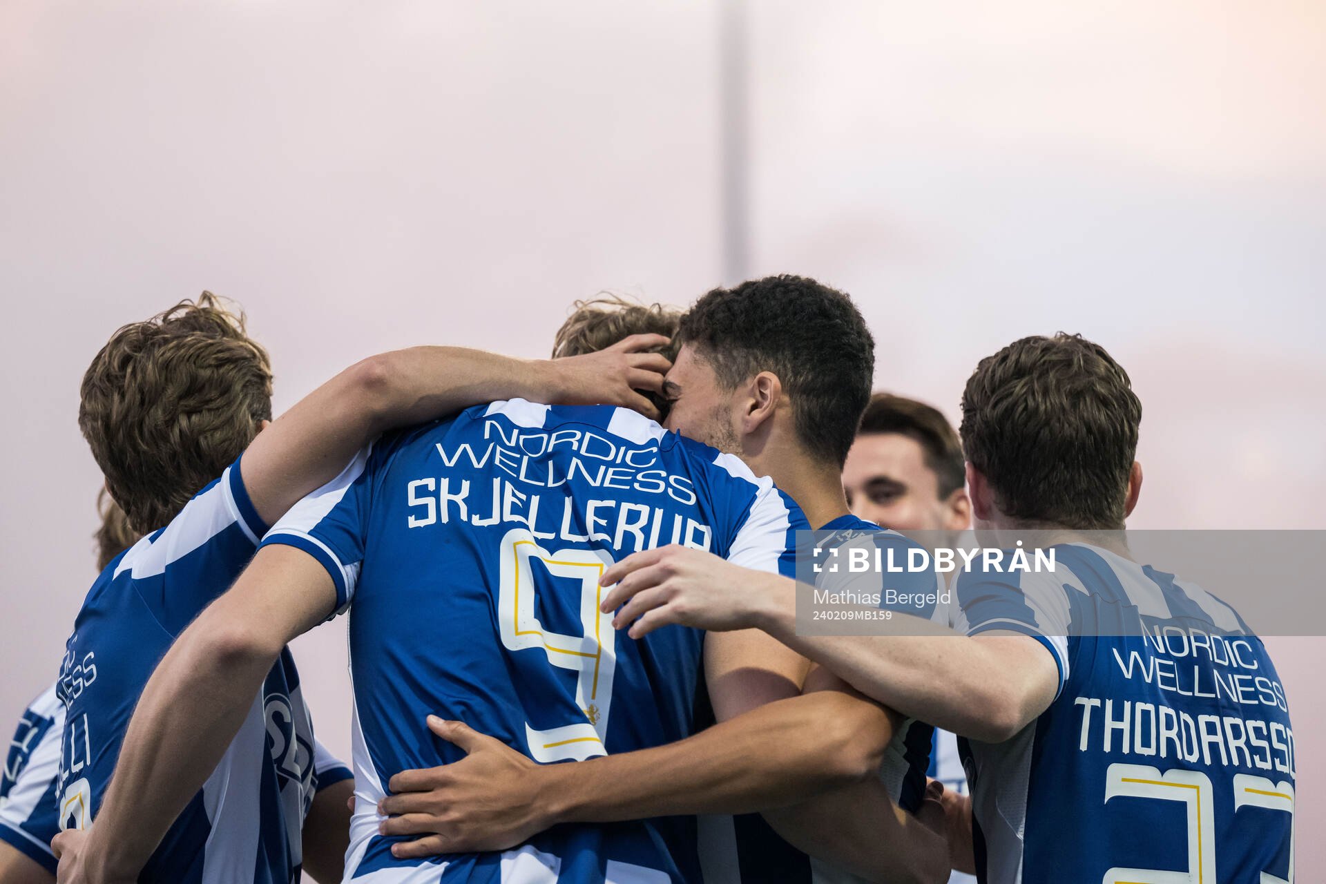 Laurs Skjellerup of IFK Göteborg celebrates