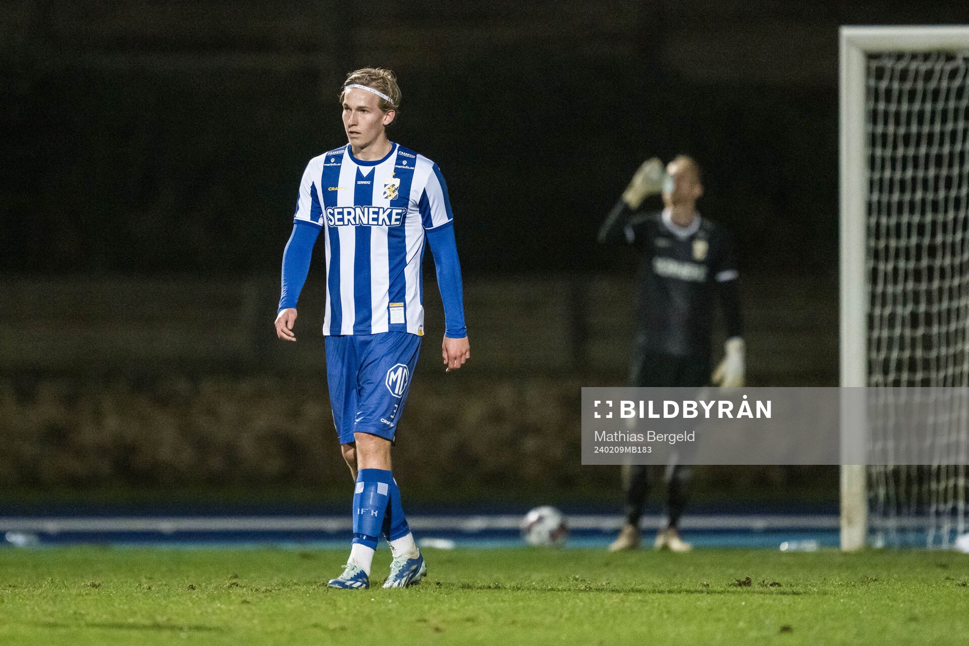 Johan Bångsbo of IFK Göteborg looks dejected