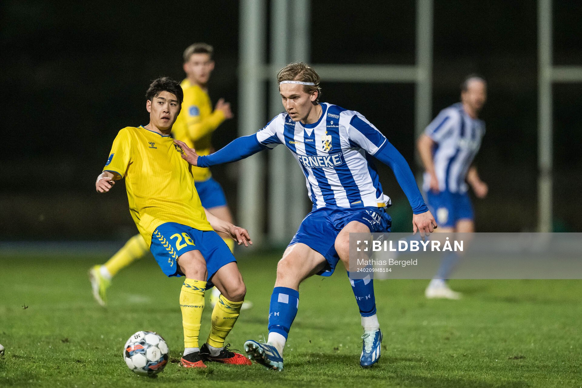 Yuito Suzuki of Brøndby and Johan Bångsbo of IFK Göteborg