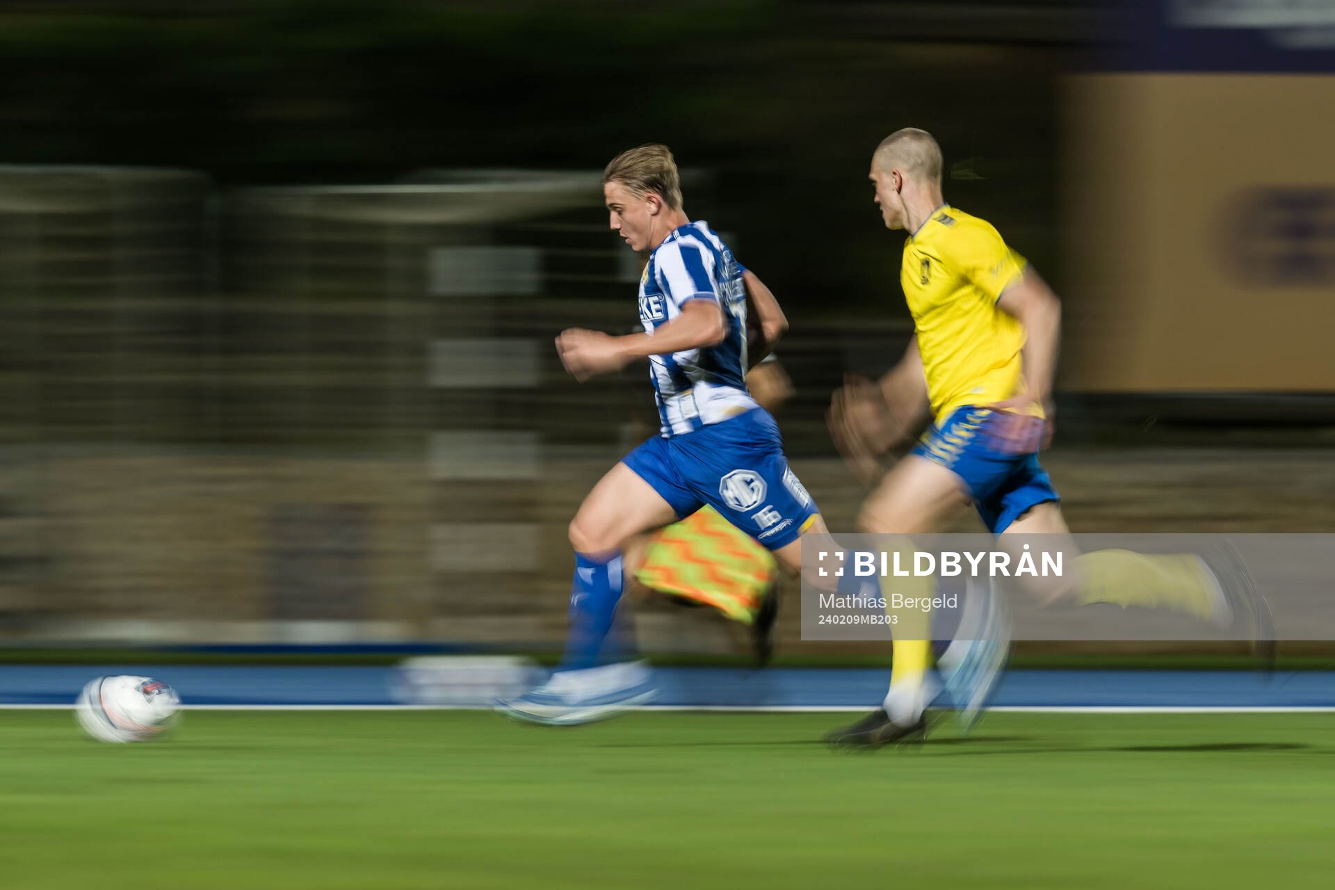 Linus Carlstrand of IFK Göteborg and Rasmus Lauritsen of Brøndby during the Atlantic Cup football match between Brøndby and IFK Göteborg on February 9, 2024 in Portimao. 