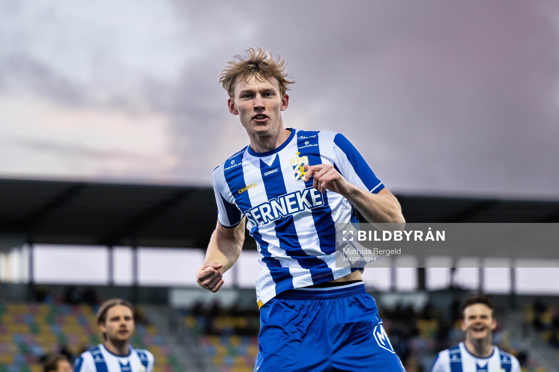 Laurs Skjellerup of IFK Göteborg celebrates