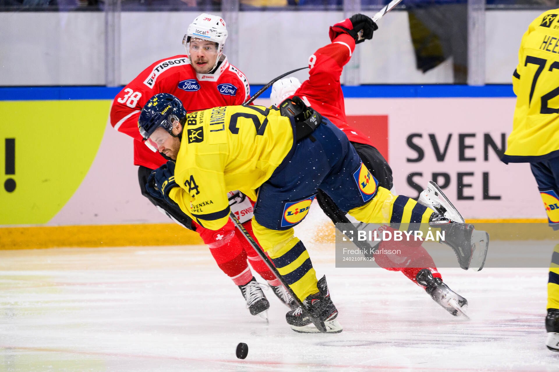 Oscar Lindberg of Sweden and Marc Marchon of Switzerland