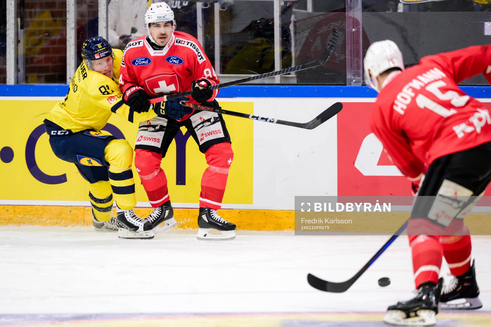 Marcus Sylvegård of Sweden and Samuel Kreis of Switzerland