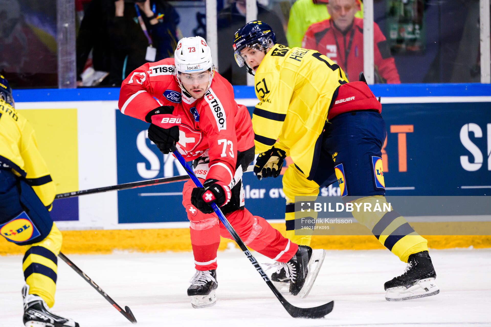 Sandro Schmid of Switzerland and Filip Hållander of Sweden