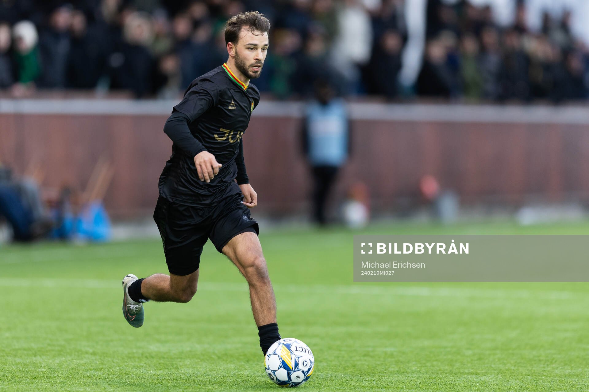 GAIS Edvin Becirovic under träningsmatchen i fotboll mellan GAIS och Oddevold den 10 februari 2024 i Göteborg. 