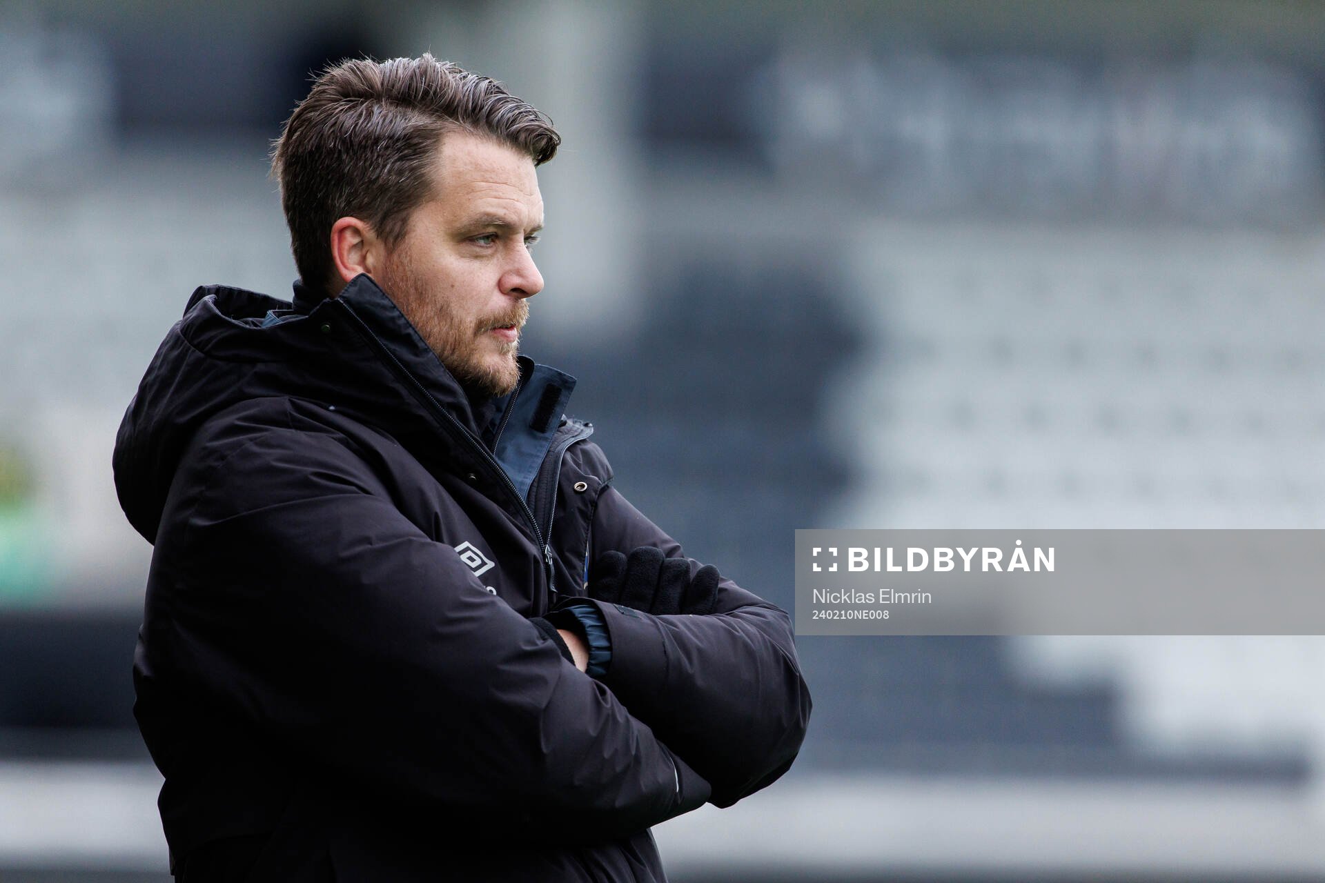 Örgrytes tränare Anders Holmberg under fotbollsmatchen i träningsmatchen mellan Utsikten och Örgryte den 10 februari 2024 i Göteborg. 
