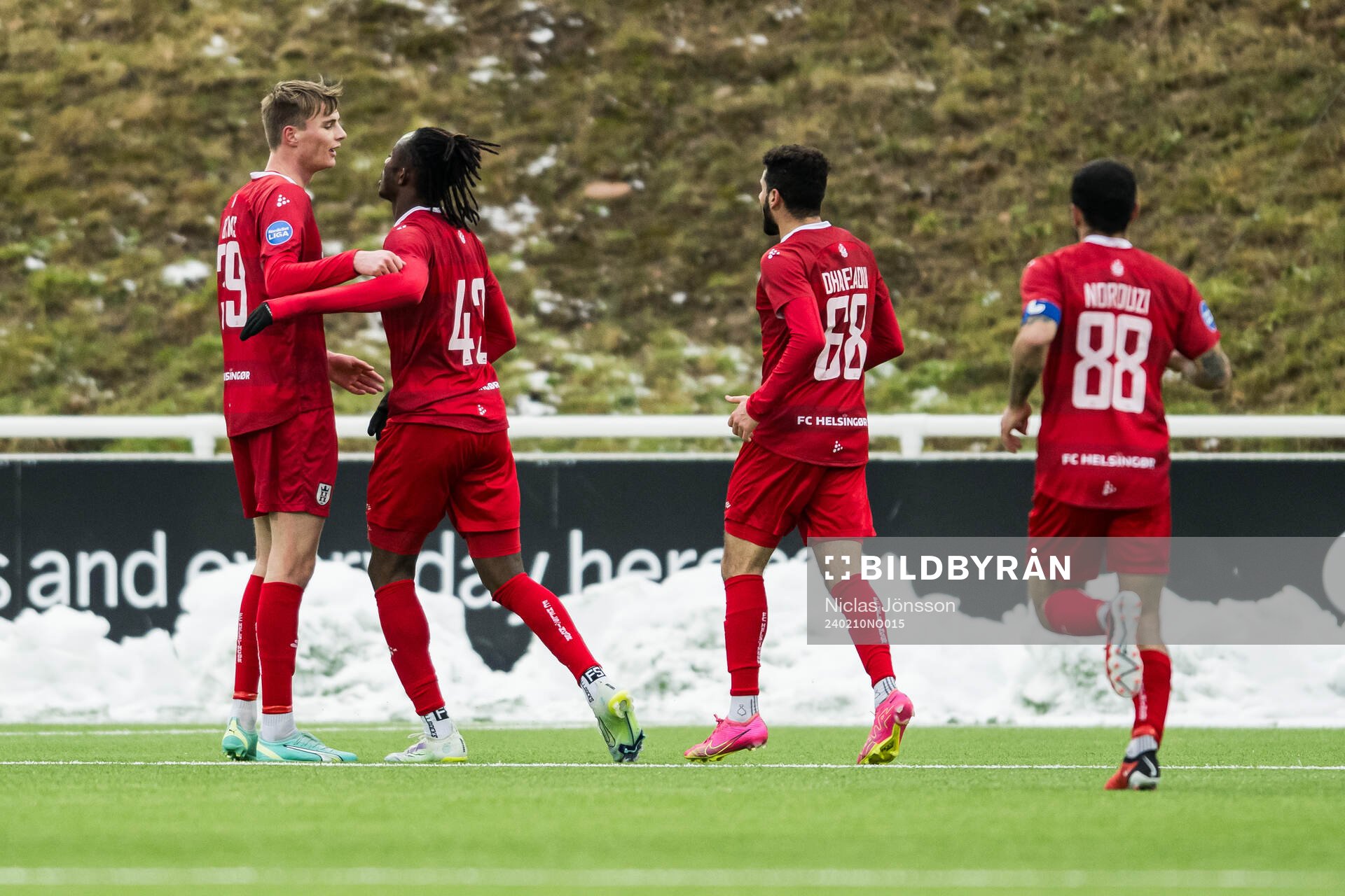 FC Helsingör s Yannick Agnero jublar