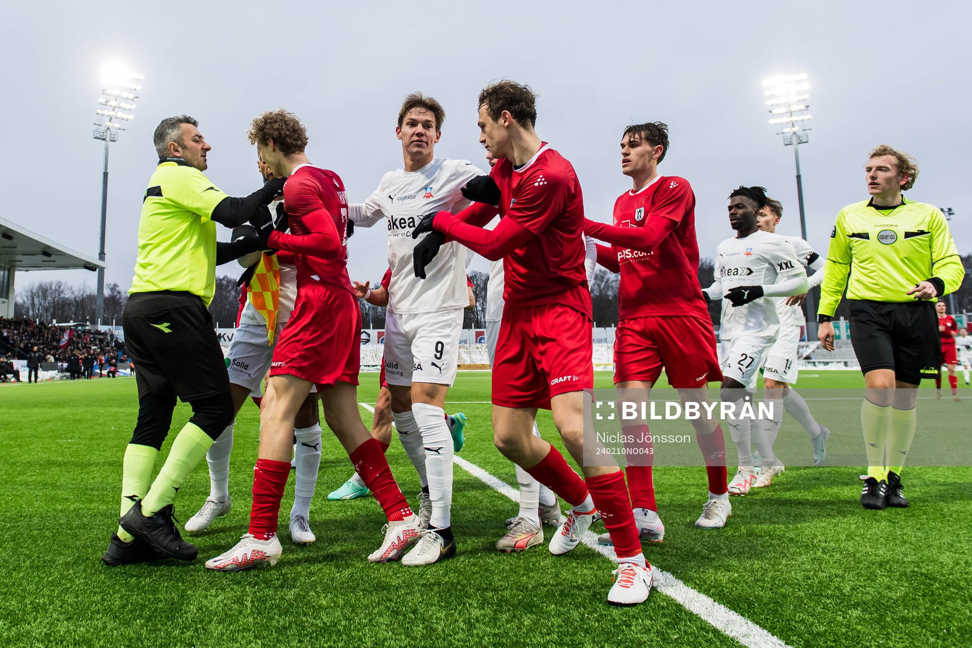 Bråk mellan Helsingborg och FC Helsingör spelarna