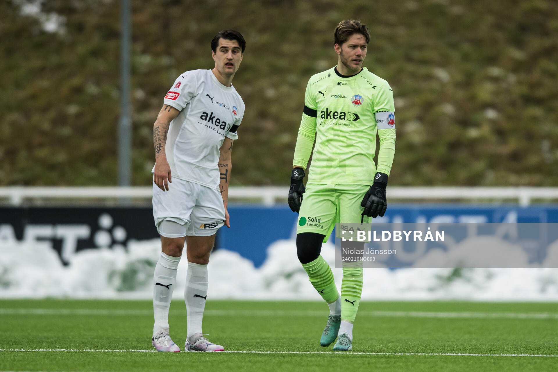 Helsingborgs Jon Birkfeldt och målvakt Kalle Joelsson