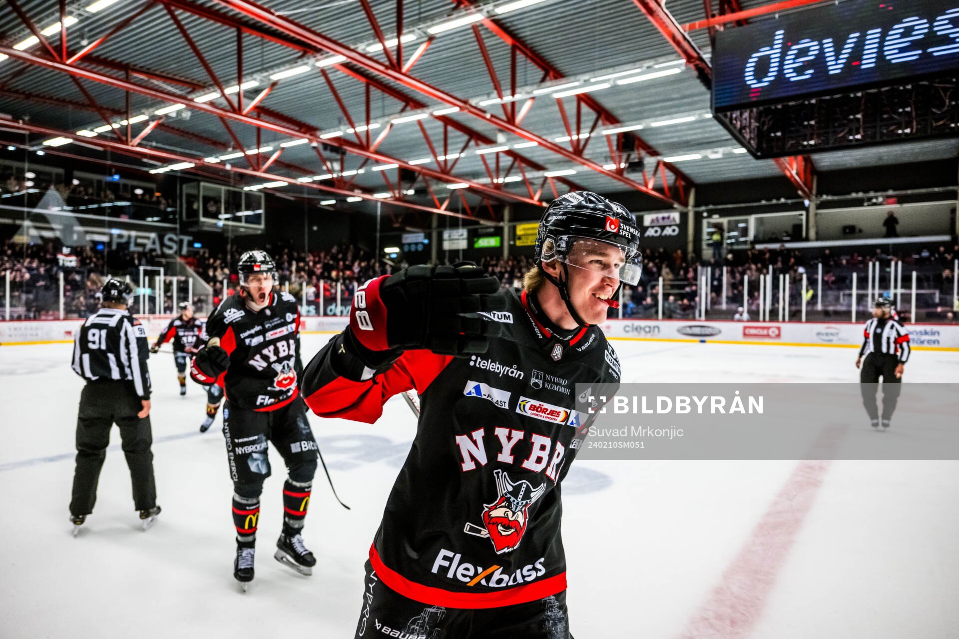 Nybros Jacob Grönhagen jublar
