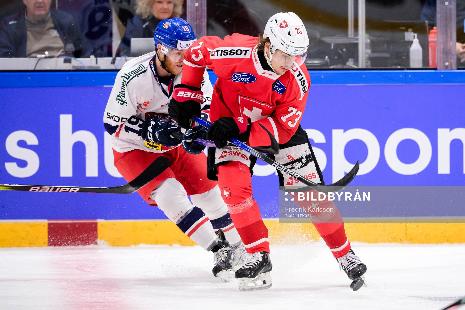 Oscar Flynn of Czech Republic and Sandro Schmid of