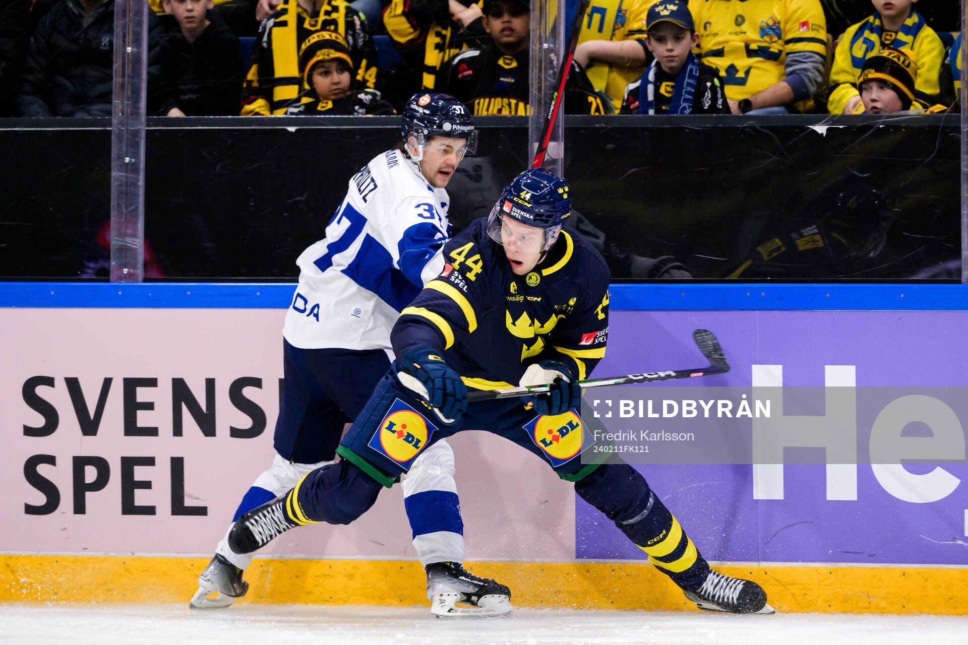 Eemil Erholtz of Finland and Victor Ejdsell of Sweden