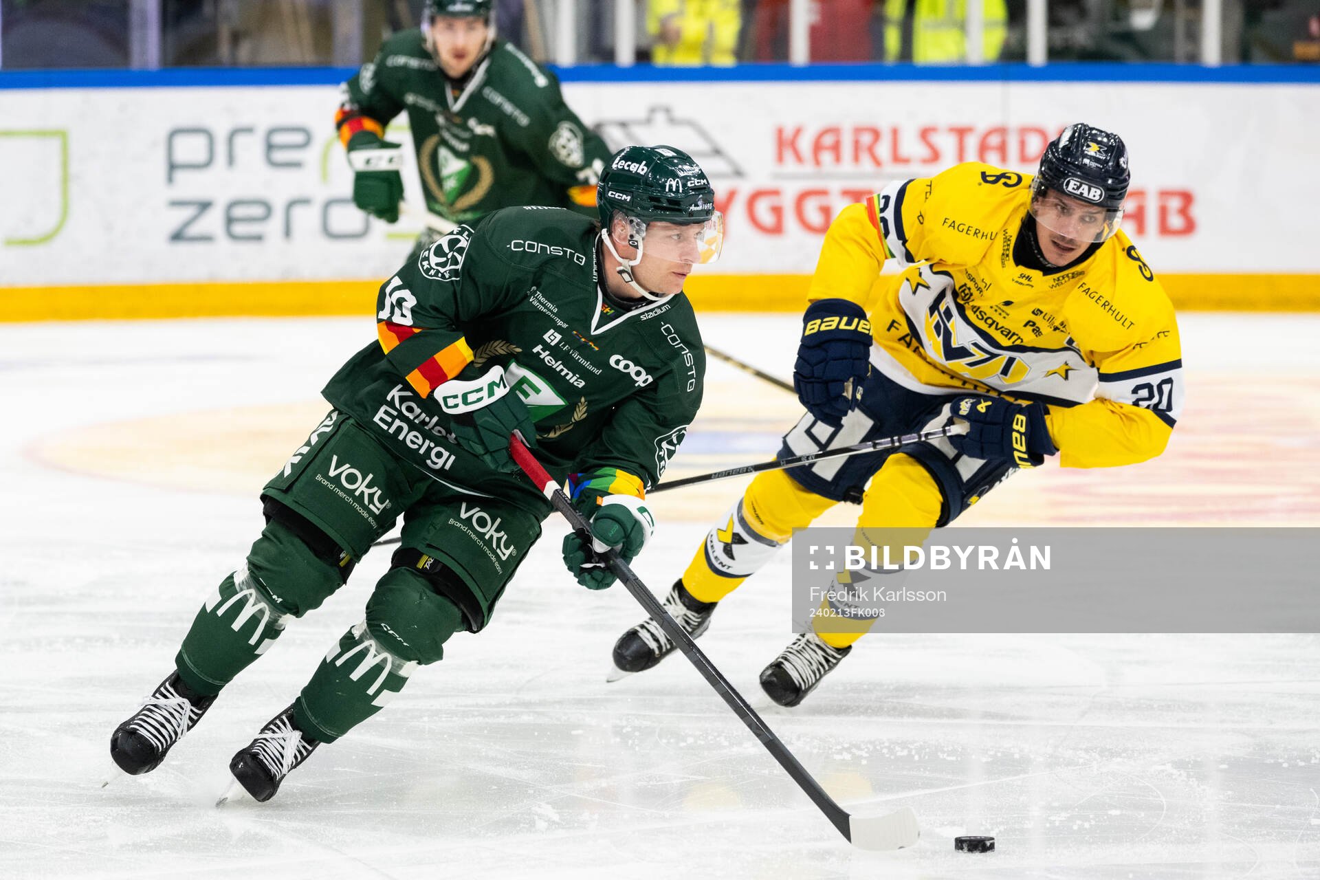 Färjestads Marcus Nilsson och HV71s André Petersson