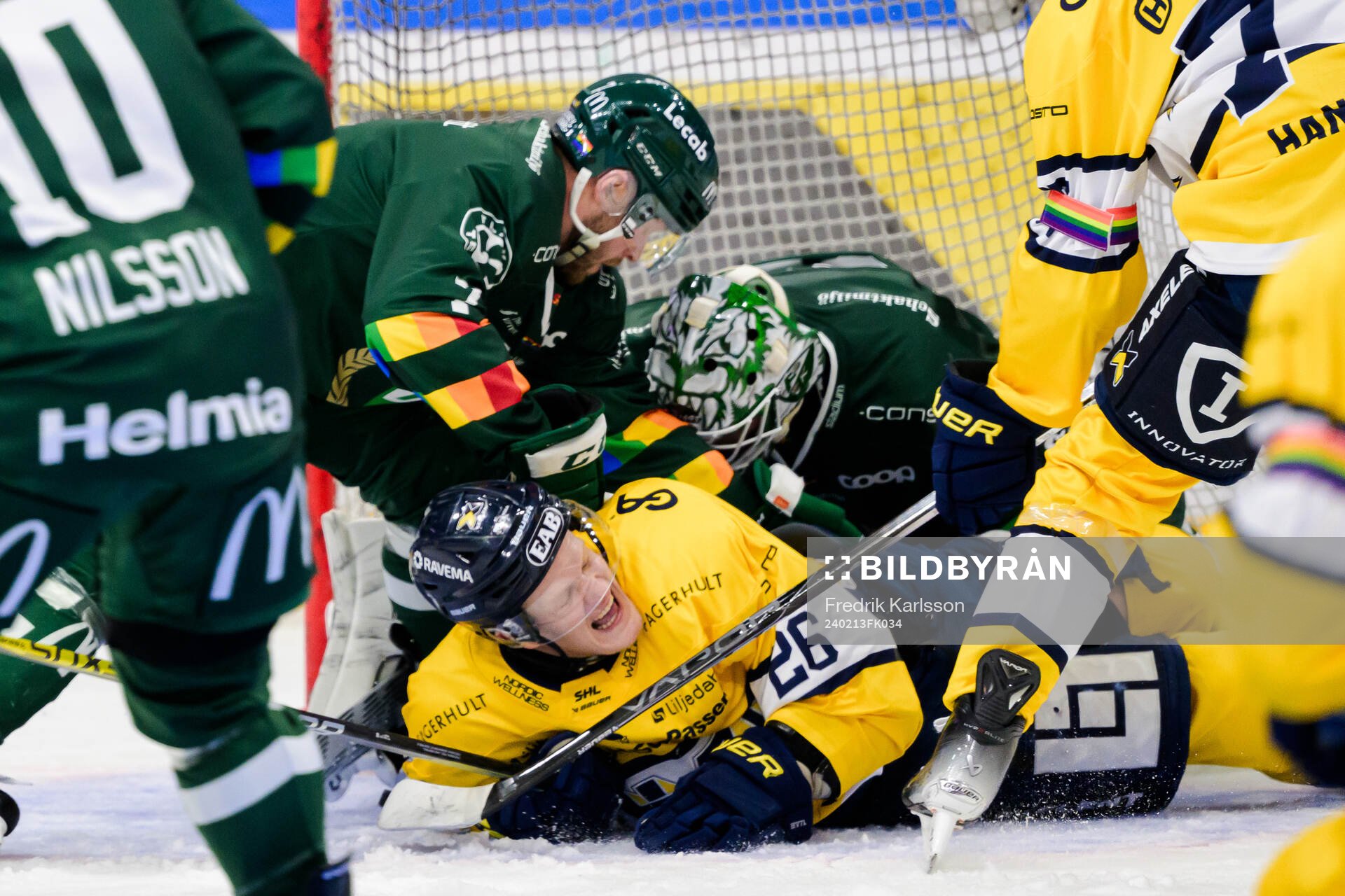 Färjestads Axel Bergkvist och HV71s Tommi Tikka