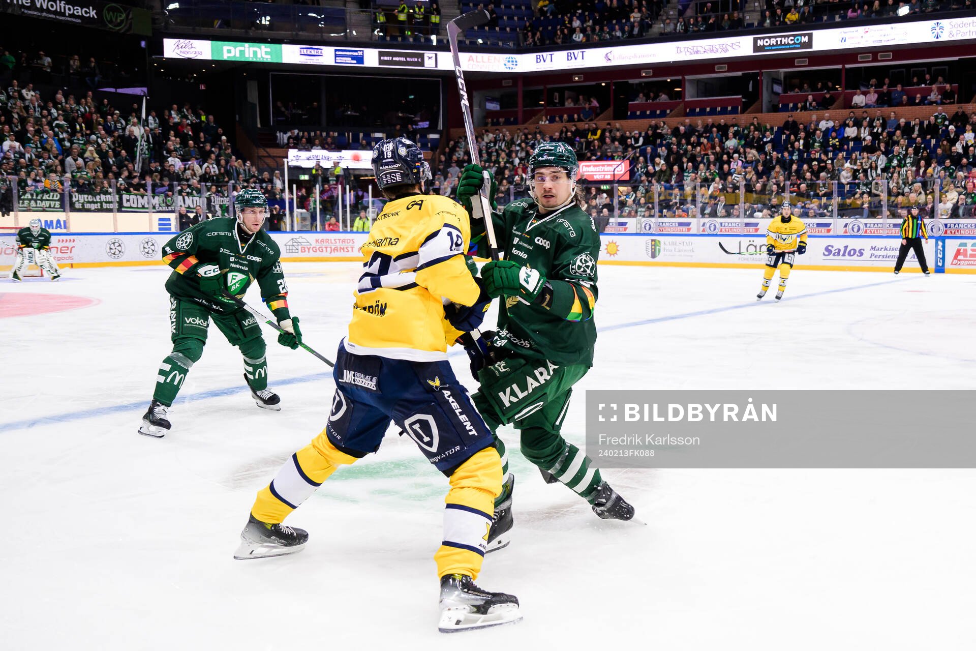 HV71s Henrik Borgström och Färjestads David Tomasek