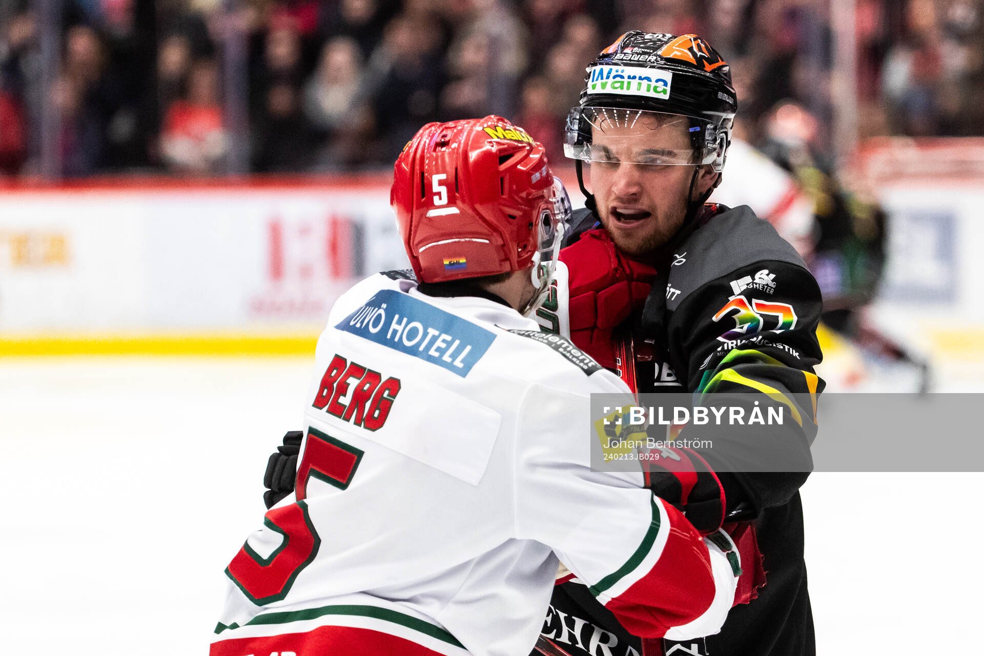 MoDos August Berg och Örebros Glenn Gustafsson